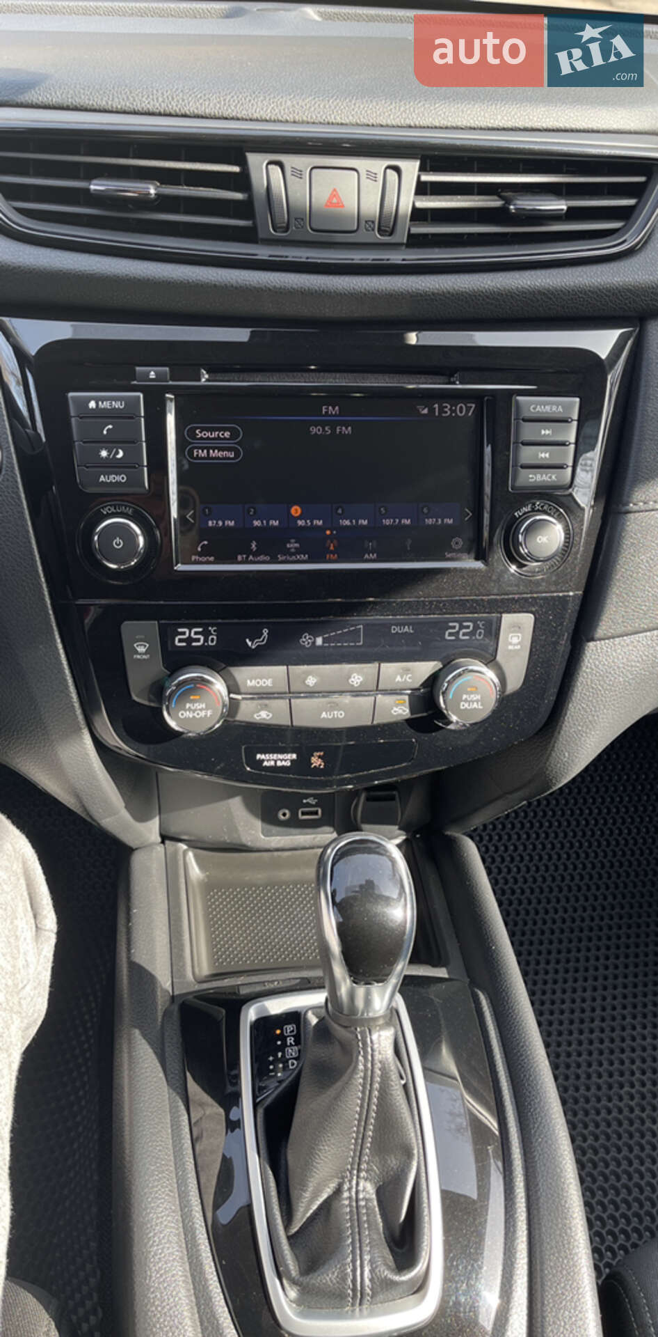Nissan Rogue 2019 VIN KNMAT2MVXKP533660 фото оголошення 4 з 19