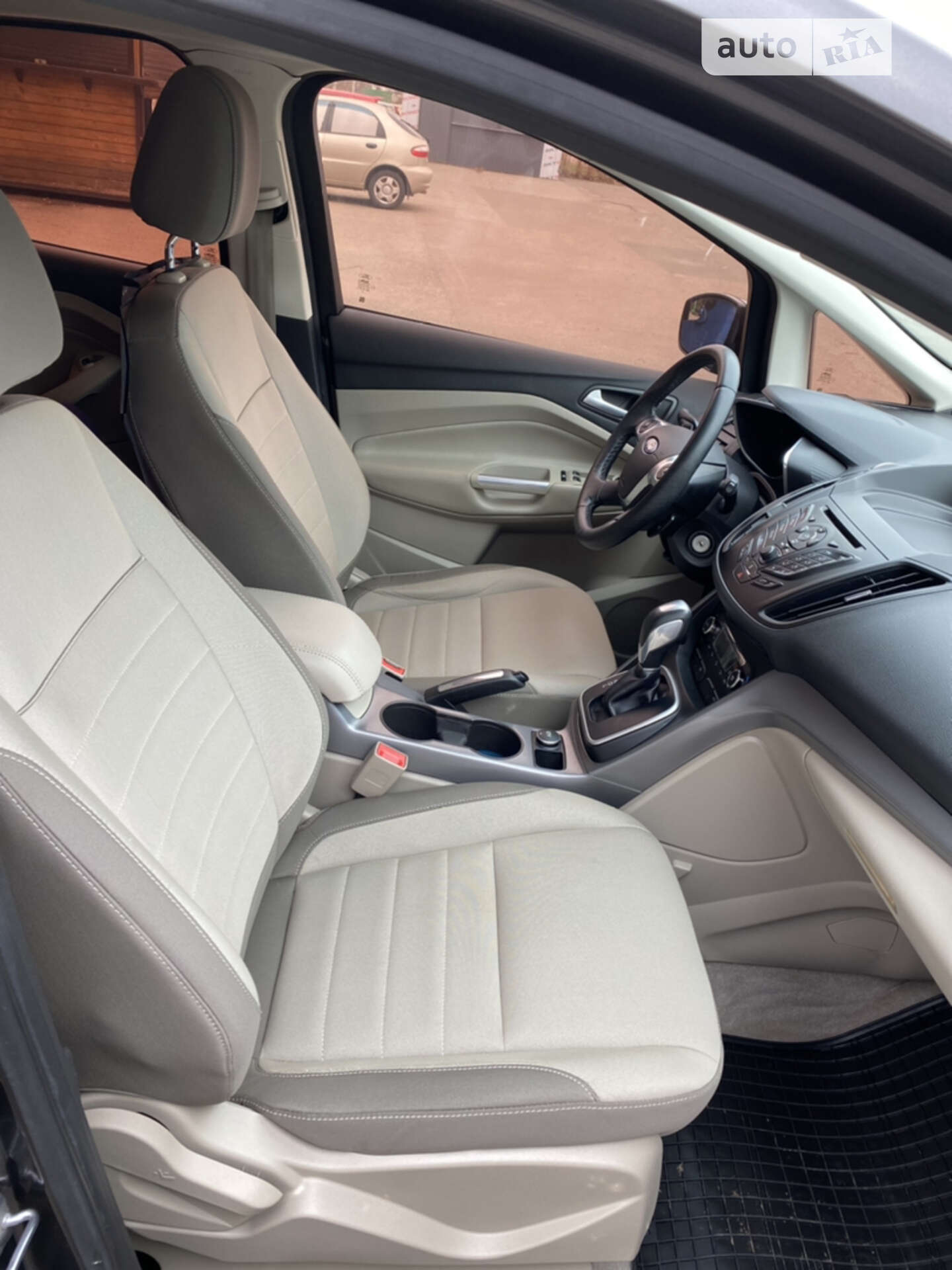 Ford C-Max 2015 VIN 1FADP5AU1FL119846 фото оголошення 11 з 15
