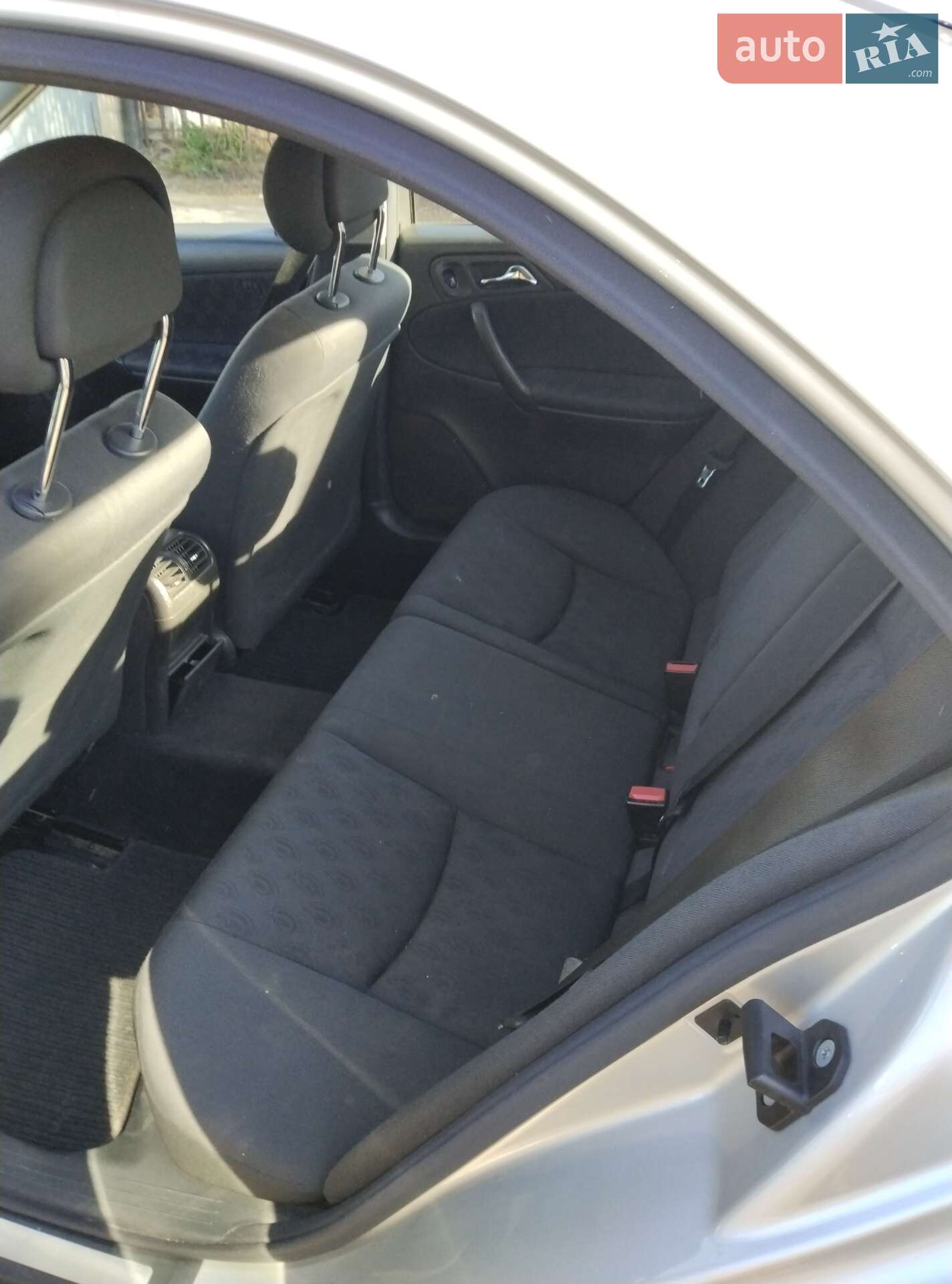 Mercedes-Benz C-Class 2003 VIN WDB2030461F398333 фото оголошення 17 з 18