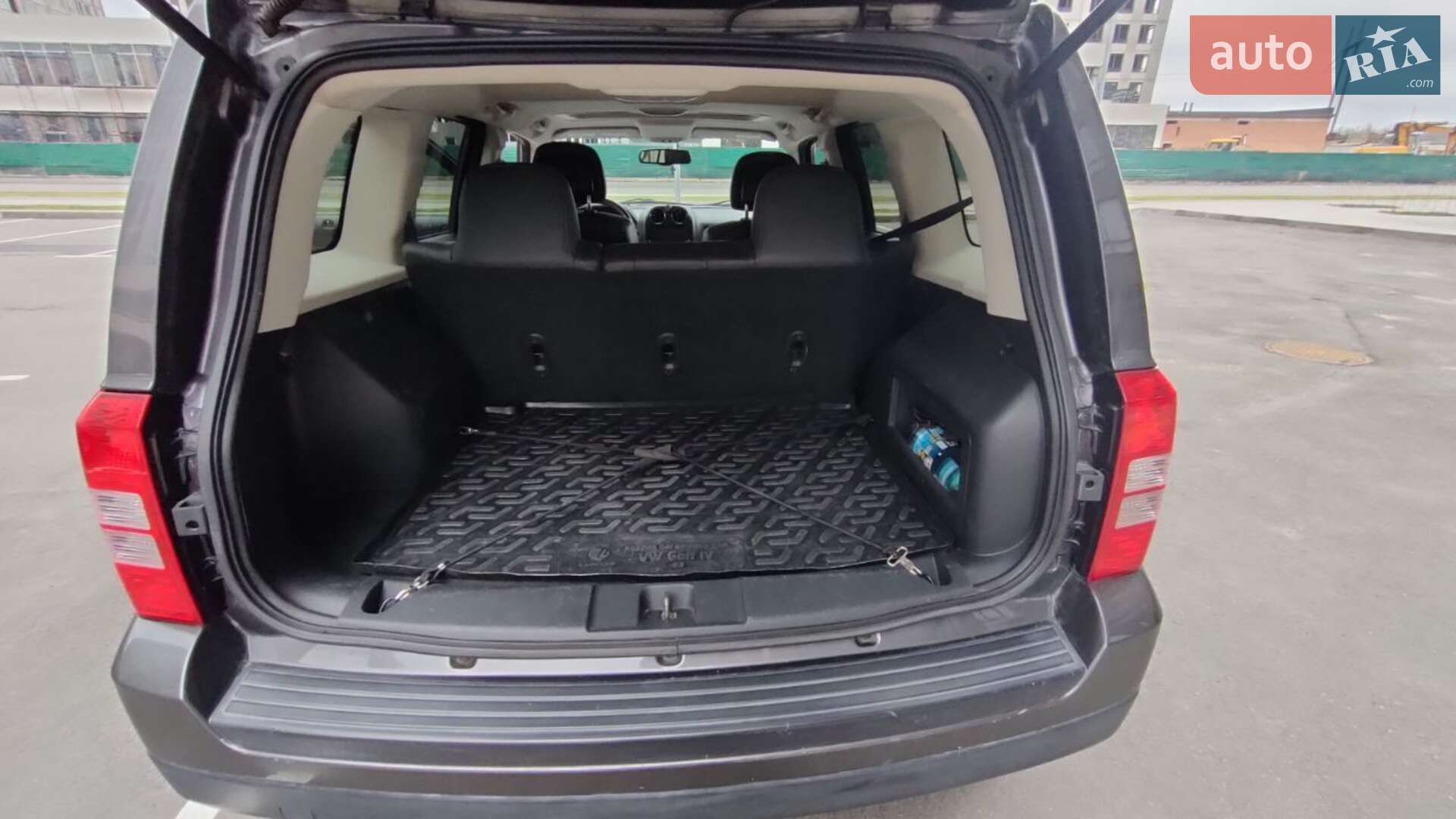 Jeep Patriot 2015 VIN 1C4NJRFB4FD270902 фото оголошення 15 з 20