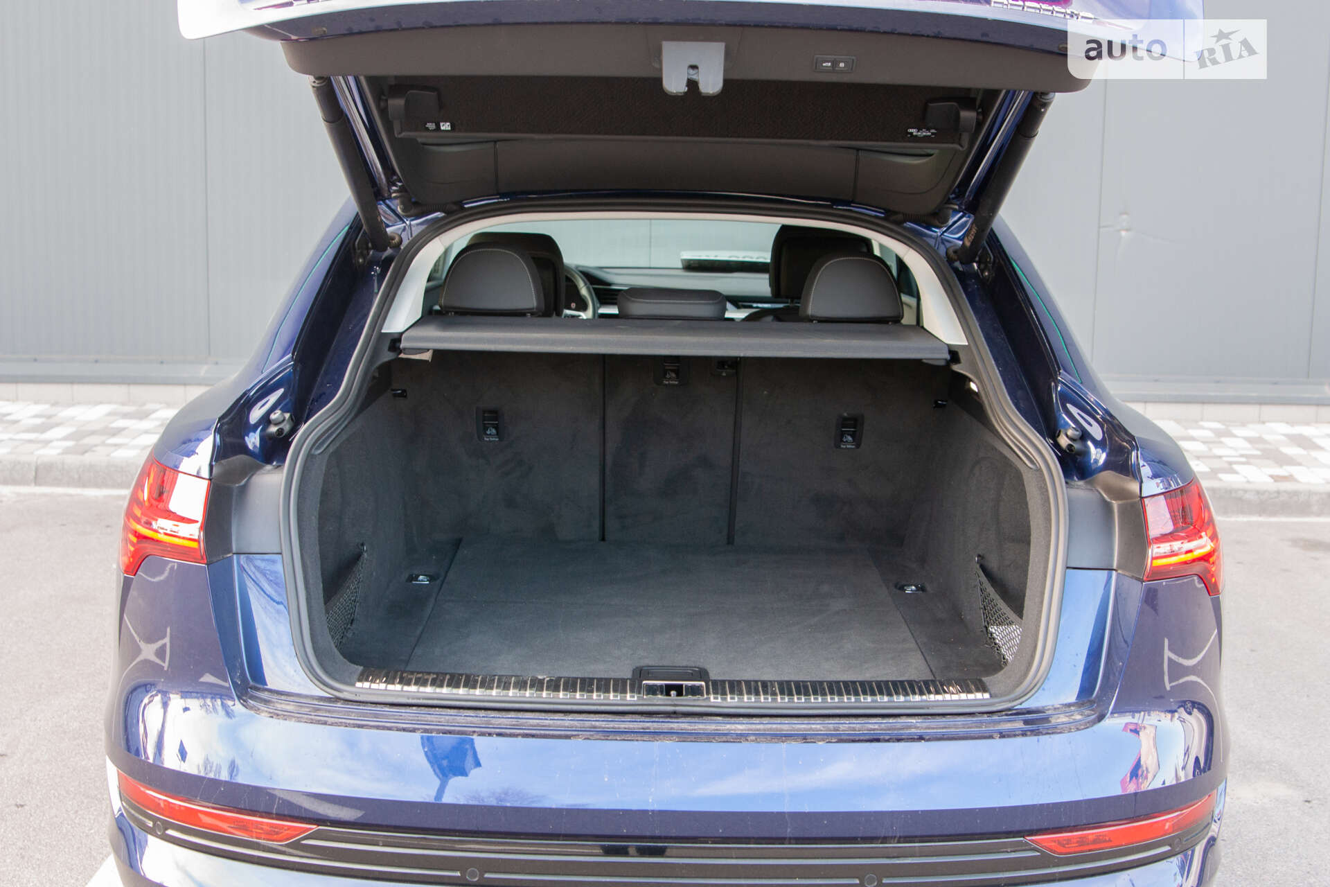 Audi e-tron Sportback 2021 VIN WA11AAGE4NB013171 фото оголошення 7 з 26