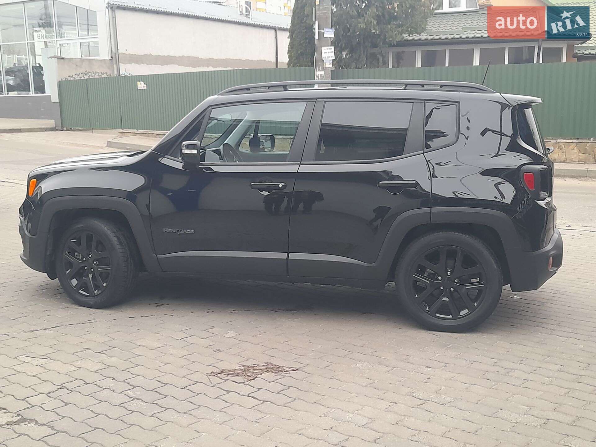 Jeep Renegade 2018 VIN ZACCJABB0JPH75571 фото оголошення 8 з 30