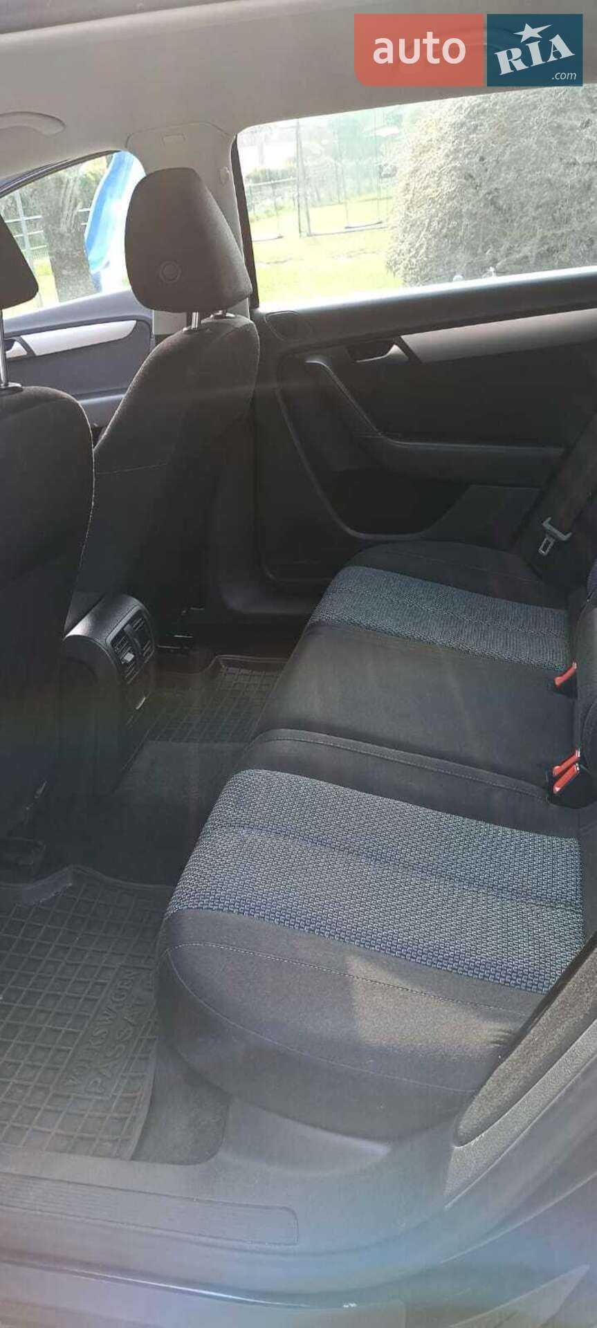 Volkswagen Passat 2013 VIN WVWZZZ3CZEE033592 фото оголошення 3 з 13