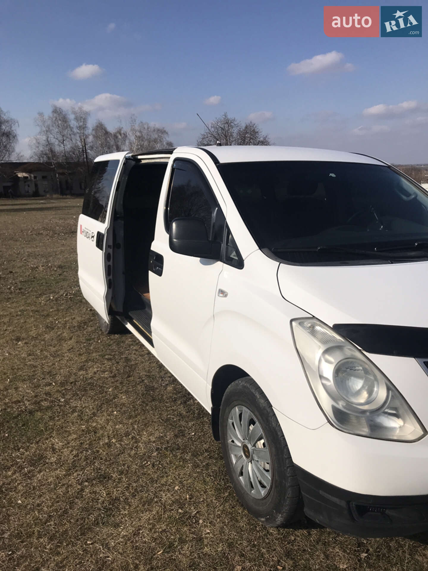 Hyundai H-1 2008 VIN KMFWBH7JP8U028270 фото оголошення 8 з 24