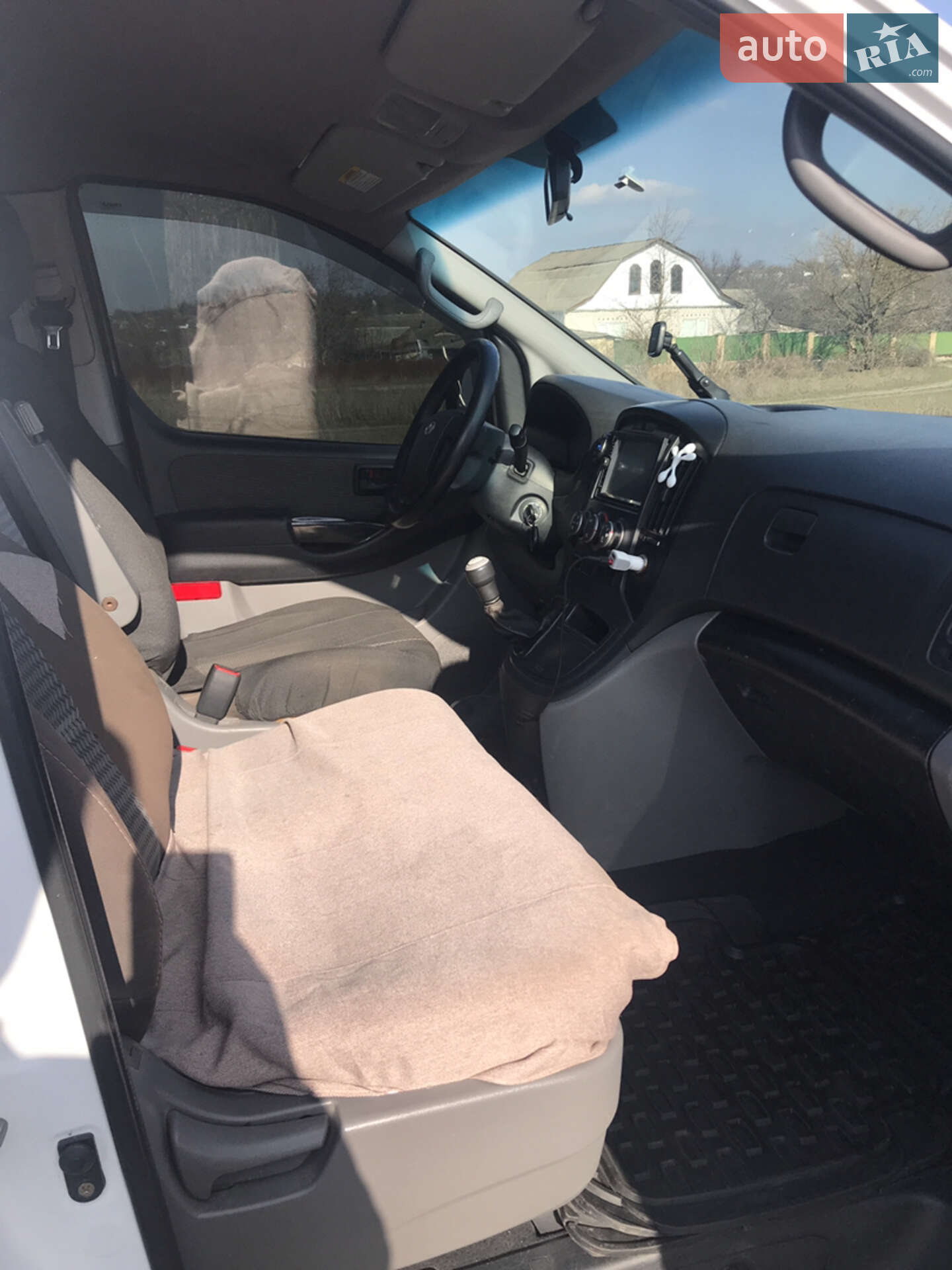 Hyundai H-1 2008 VIN KMFWBH7JP8U028270 фото оголошення 16 з 24