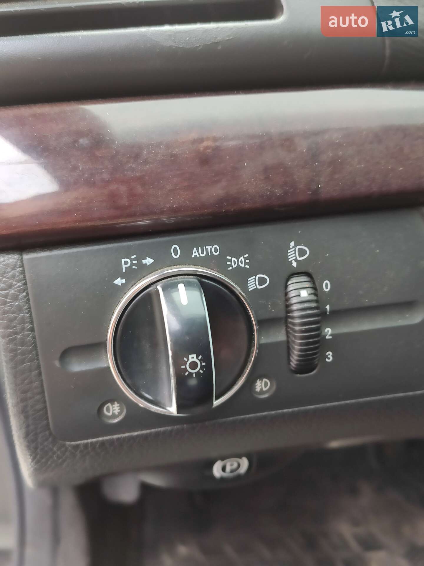 Mercedes-Benz E-Class 2003 VIN WDB2110061A439031 фото оголошення 35 з 51