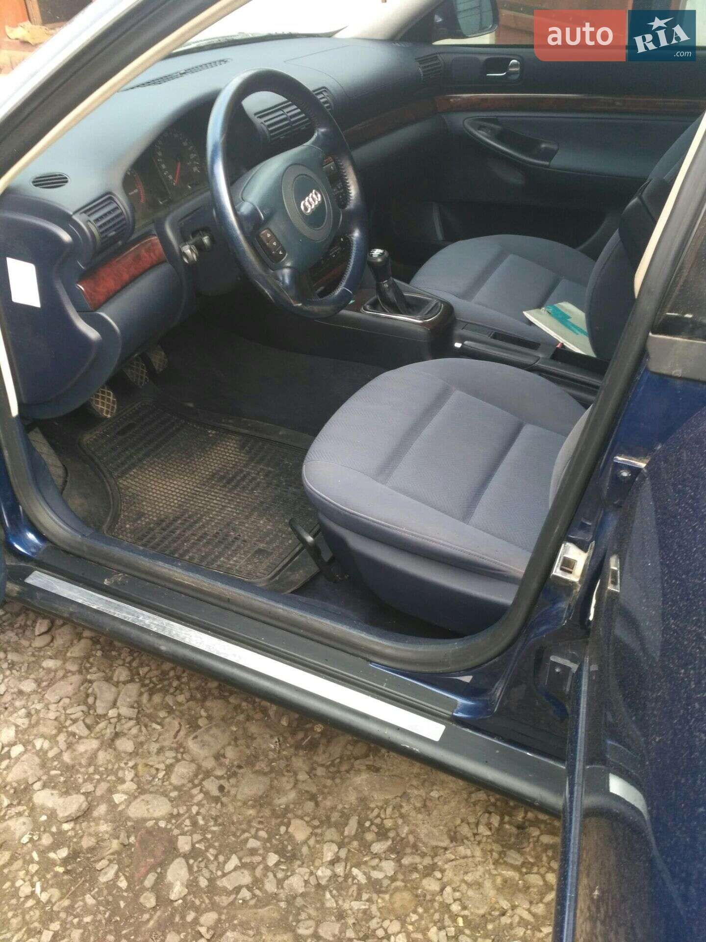 Audi A4 2001 VIN WAUZZZ8DZ1A110371 фото оголошення 3 з 4