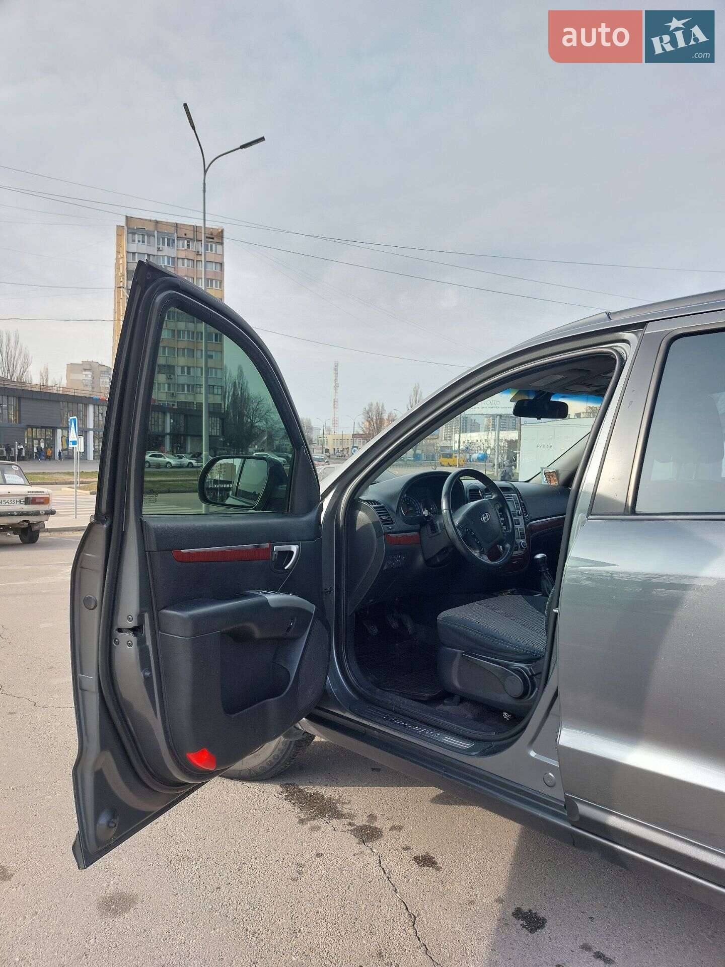 Hyundai Santa FE 2009 VIN KMHSH81DP9U466611 фото оголошення 7 з 31