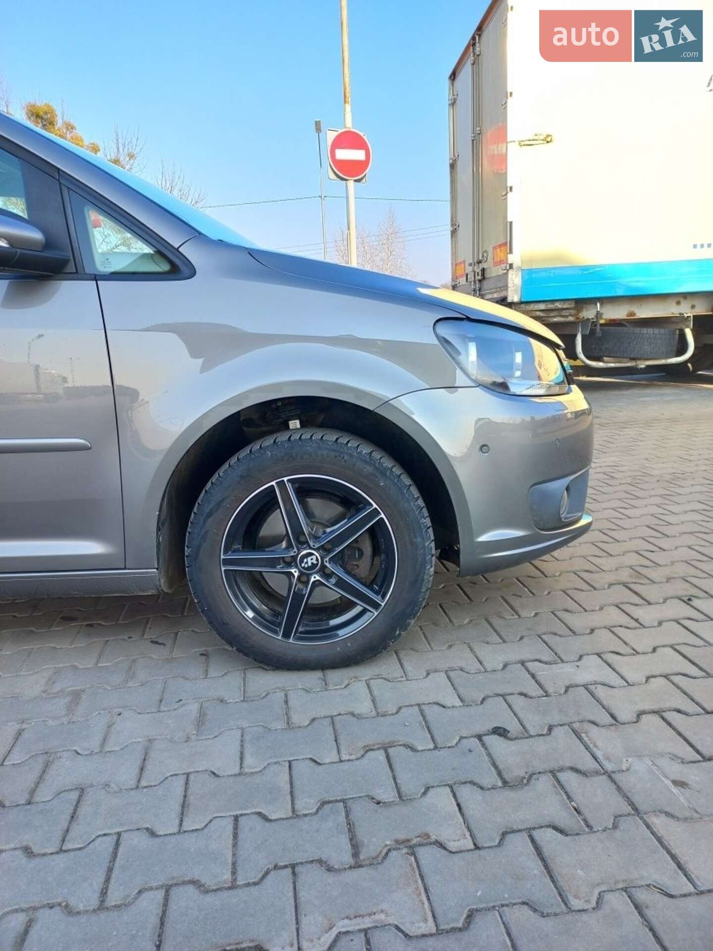 Volkswagen Touran 2010 VIN WVGZZZ1TZBW029832 фото оголошення 4 з 22