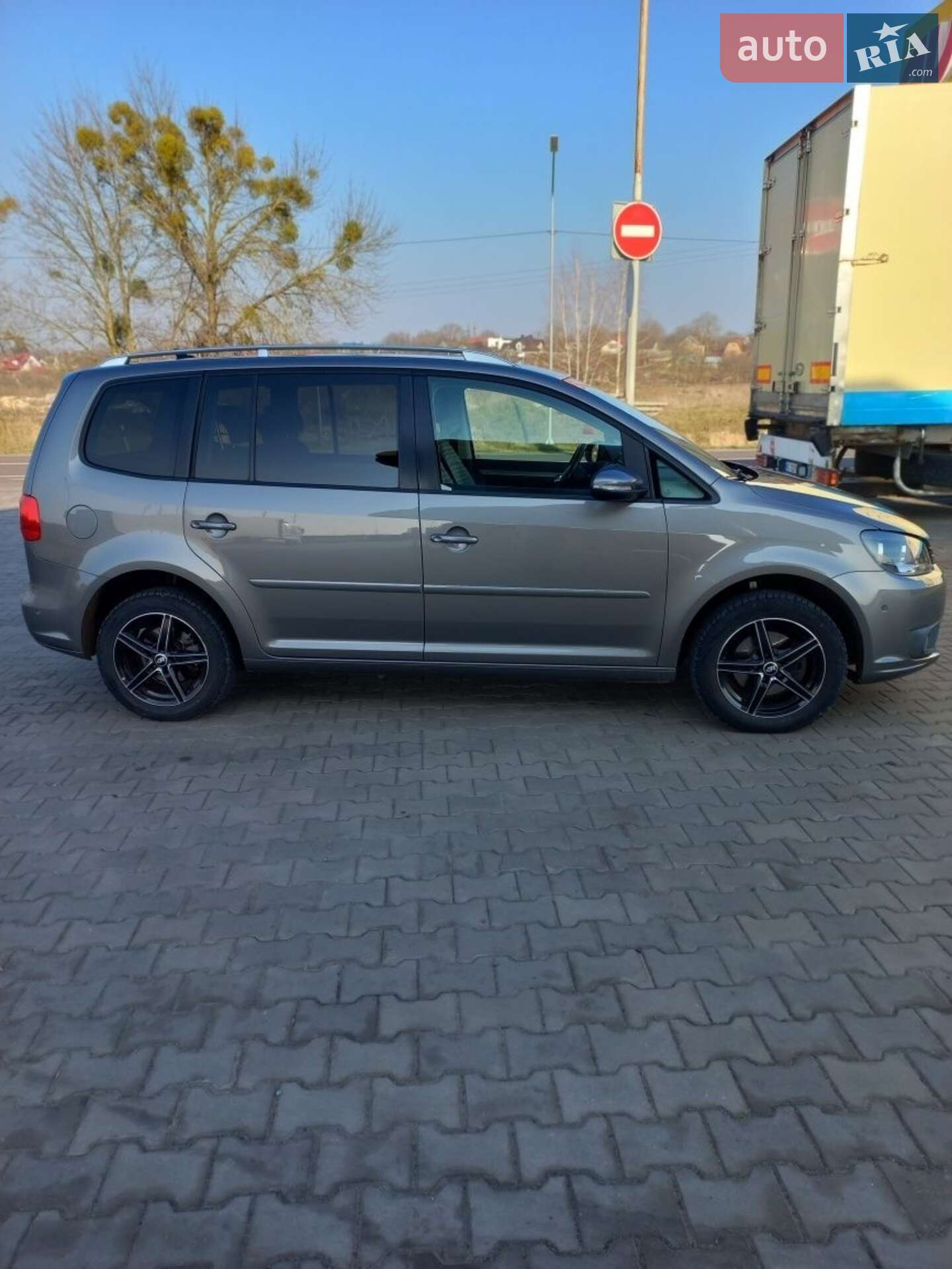 Volkswagen Touran 2010 VIN WVGZZZ1TZBW029832 фото оголошення 8 з 22