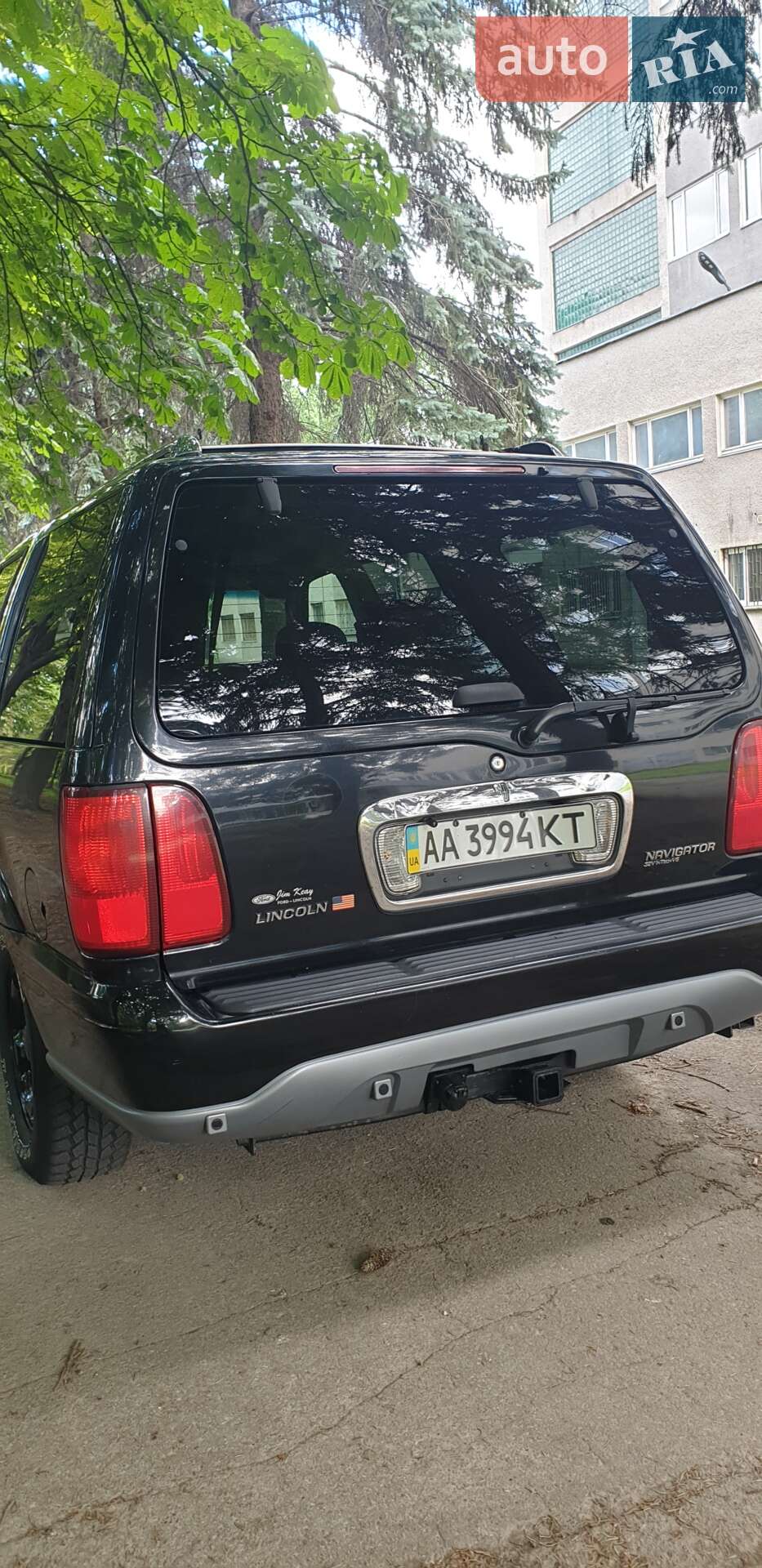 Lincoln Navigator 2001 VIN 5LMFU28A21LJ03856 фото оголошення 2 з 31