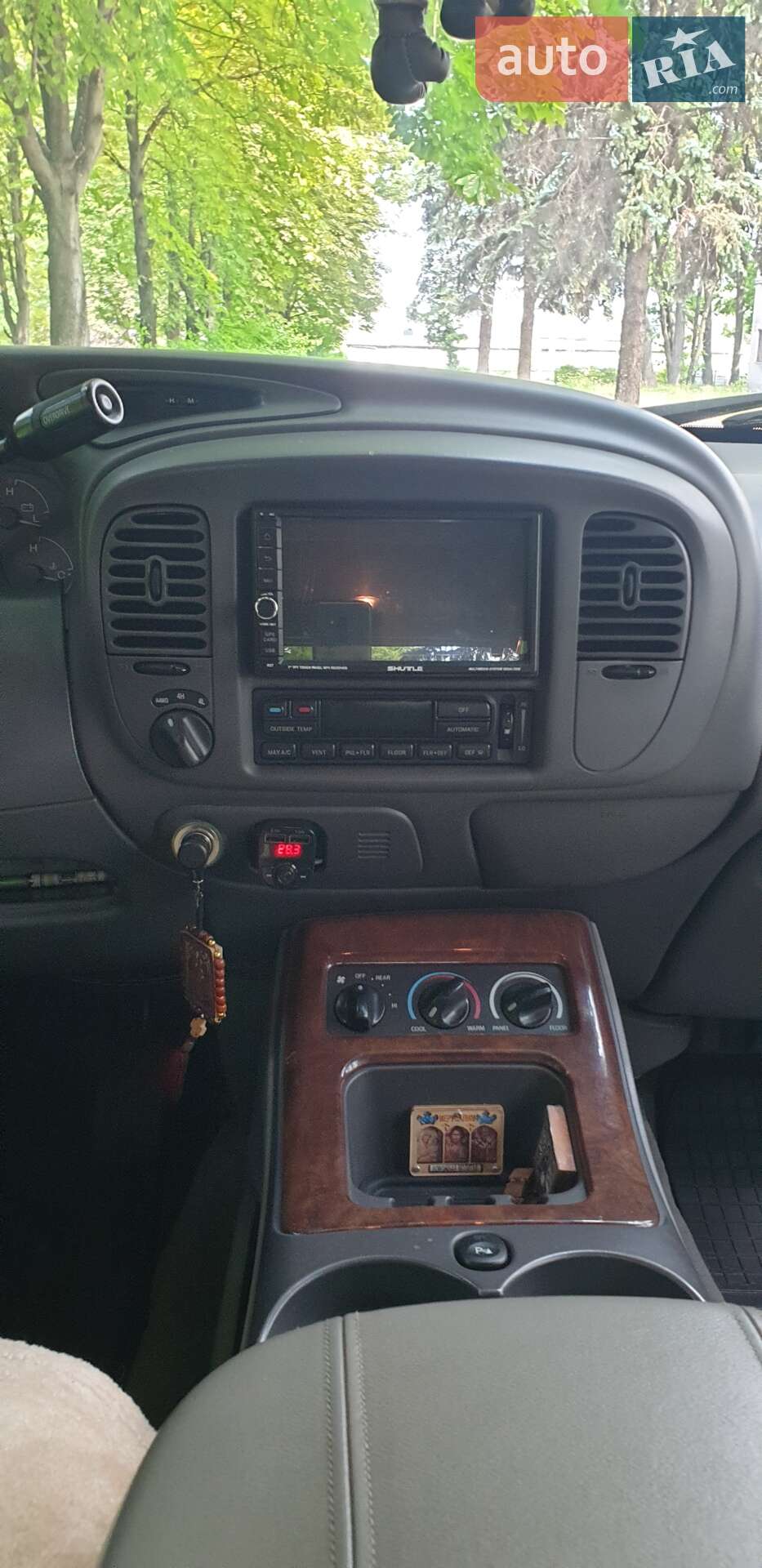 Lincoln Navigator 2001 VIN 5LMFU28A21LJ03856 фото оголошення 25 з 31
