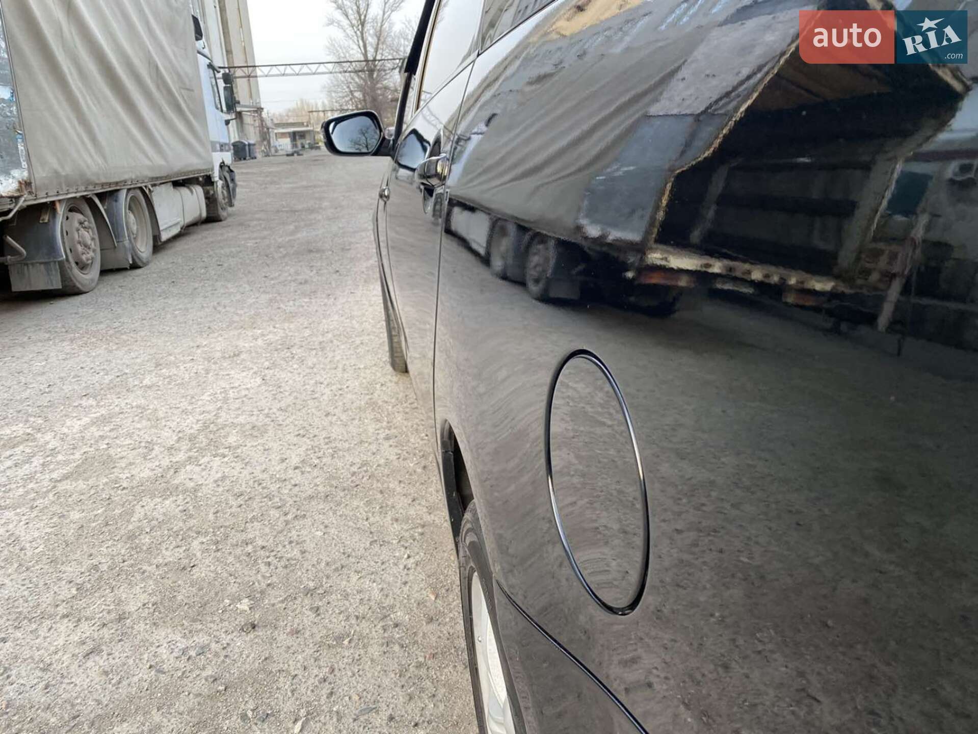 Mitsubishi Grandis 2004 VIN JMBLRNA4W4Z001831 фото оголошення 28 з 34