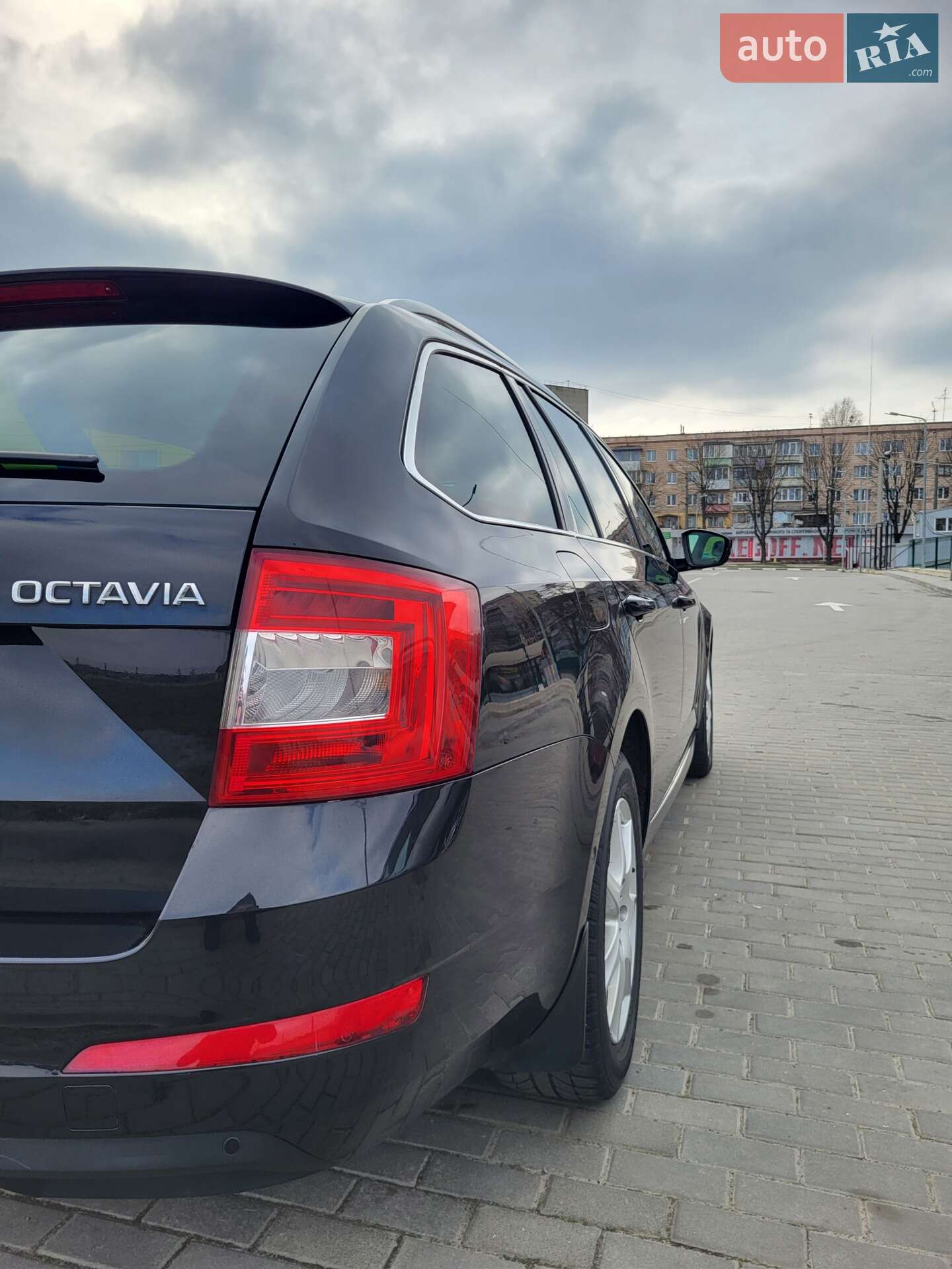 Skoda Octavia 2016 VIN TMBJG9NE9G0187404 фото оголошення 8 з 38