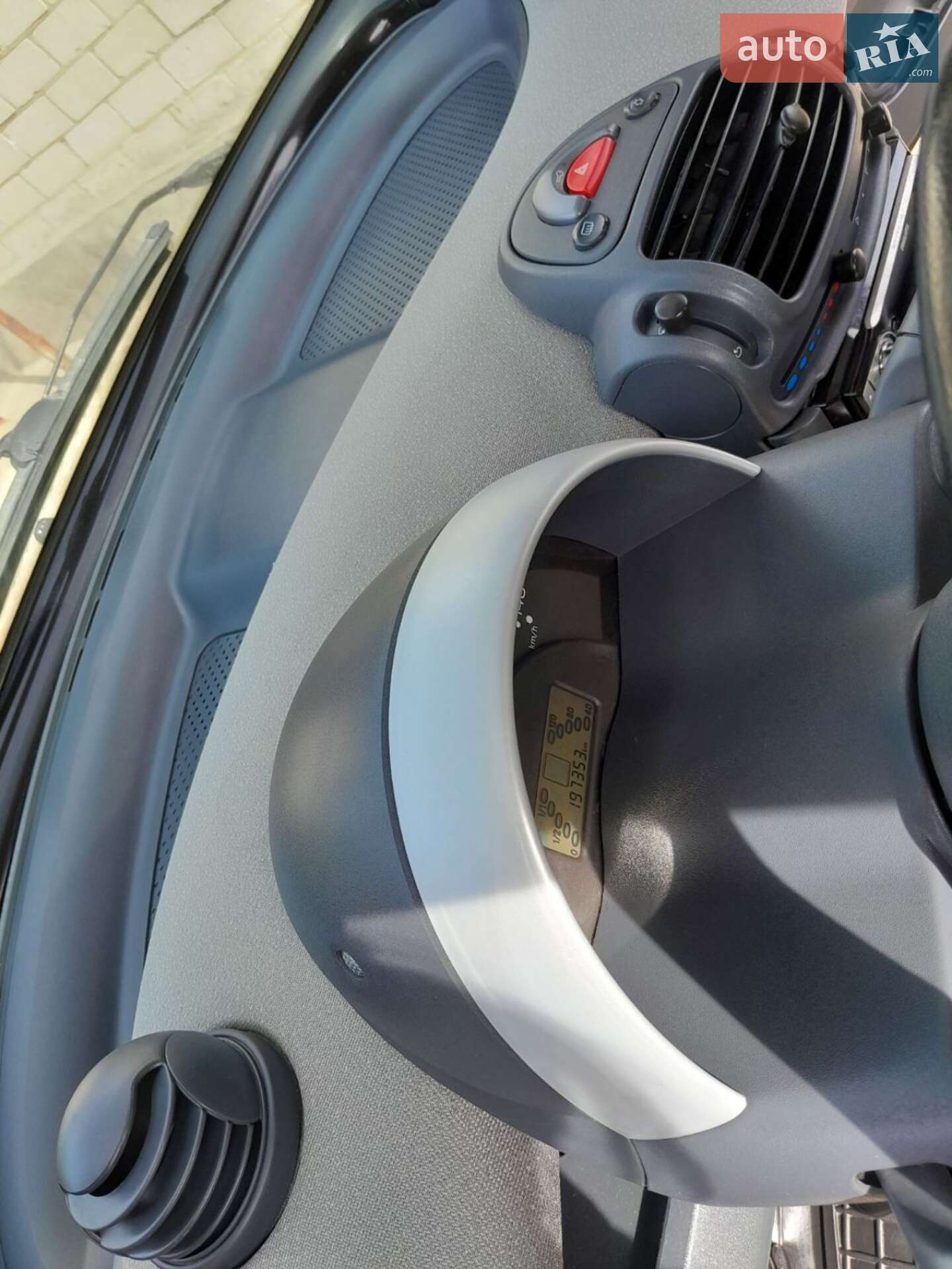 Smart Fortwo 2005 VIN WME4503321J193187 фото оголошення 16 з 16