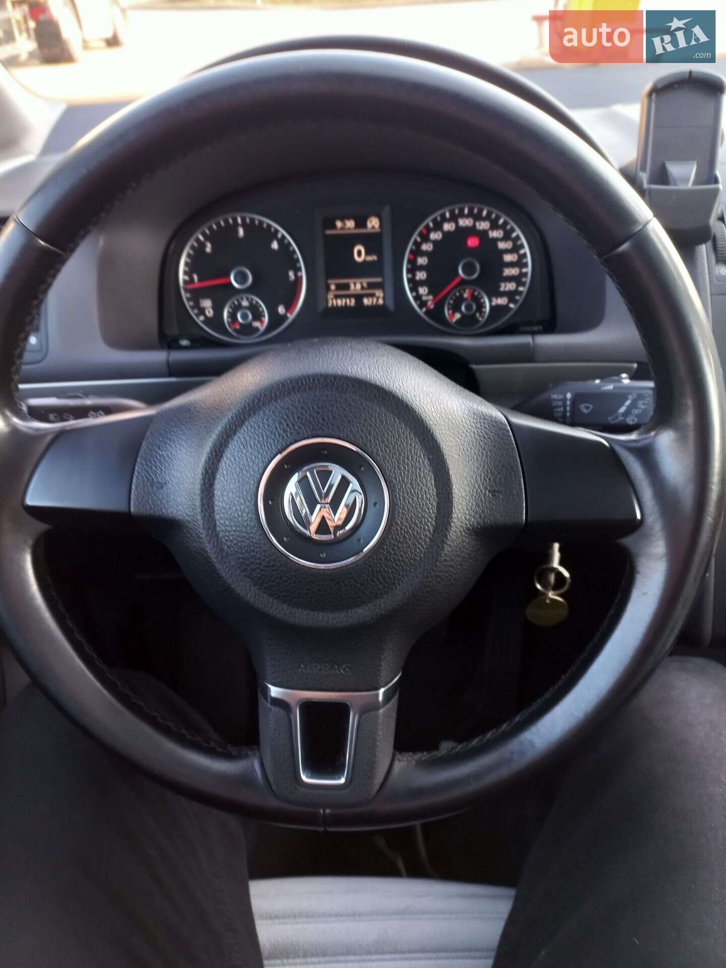 Volkswagen Touran 2010 VIN WVGZZZ1TZBW029832 фото оголошення 5 з 14