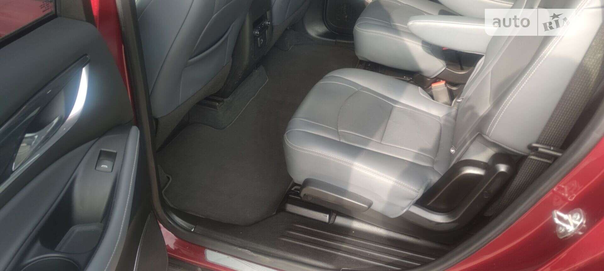 Buick Enclave 2019 VIN 5GAEVAKW6LJ143033 фото оголошення 35 з 58