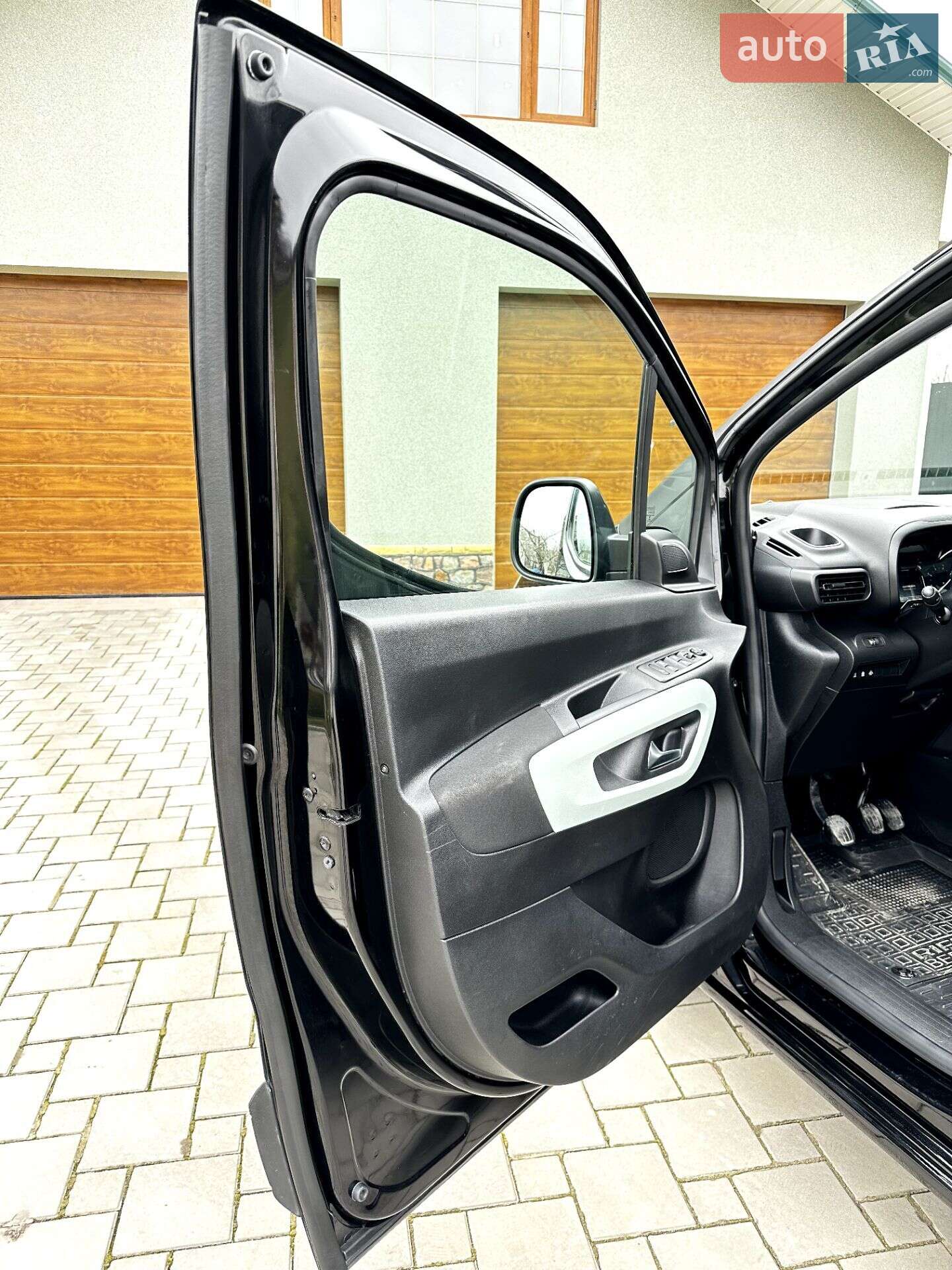 Citroen Berlingo 2019 VIN VR7ECYHZJKJ656868 фото оголошення 20 з 27