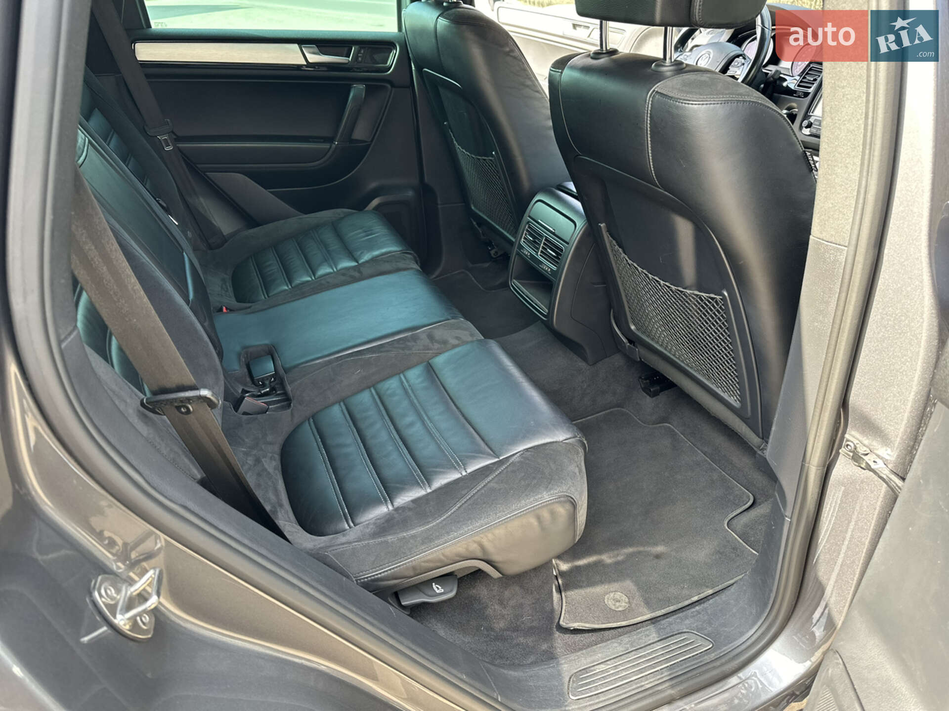 Volkswagen Touareg 2011 VIN WVGZZZ7PZCD004105 фото оголошення 27 з 29