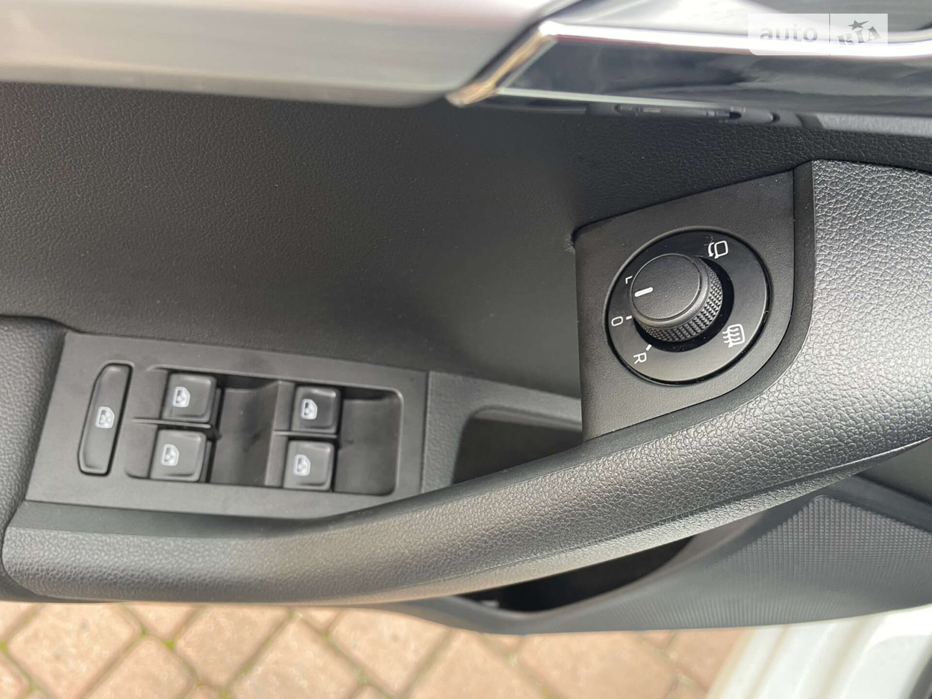 Skoda Octavia 2019 VIN TMBJG7NE9K0184239 фото оголошення 24 з 34