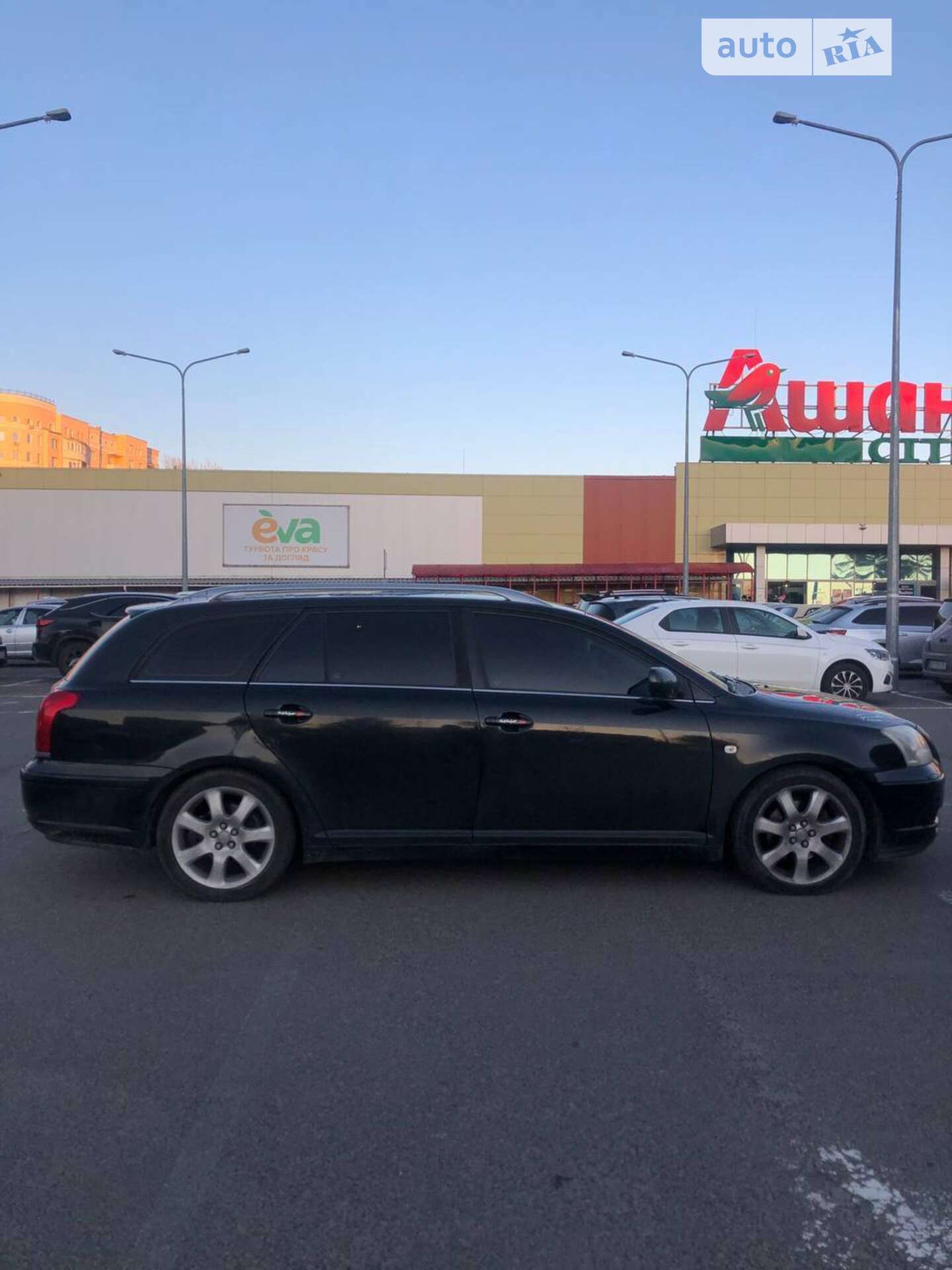Toyota Avensis 2004 VIN SB1EJ56L00E051118 фото оголошення 13 з 15