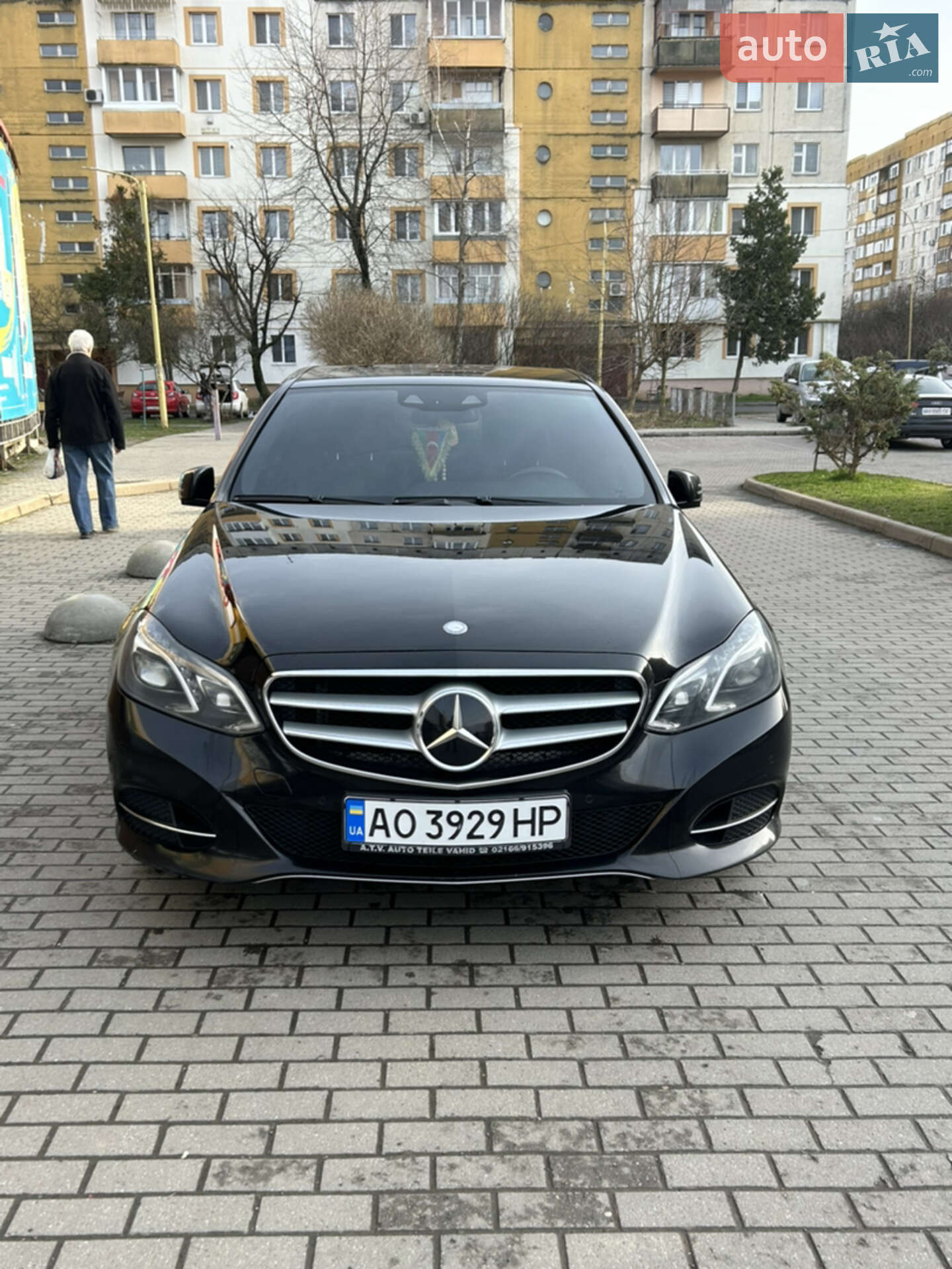 Mercedes-Benz E-Class 2013 VIN WDD2120021A860300 фото оголошення 6 з 10