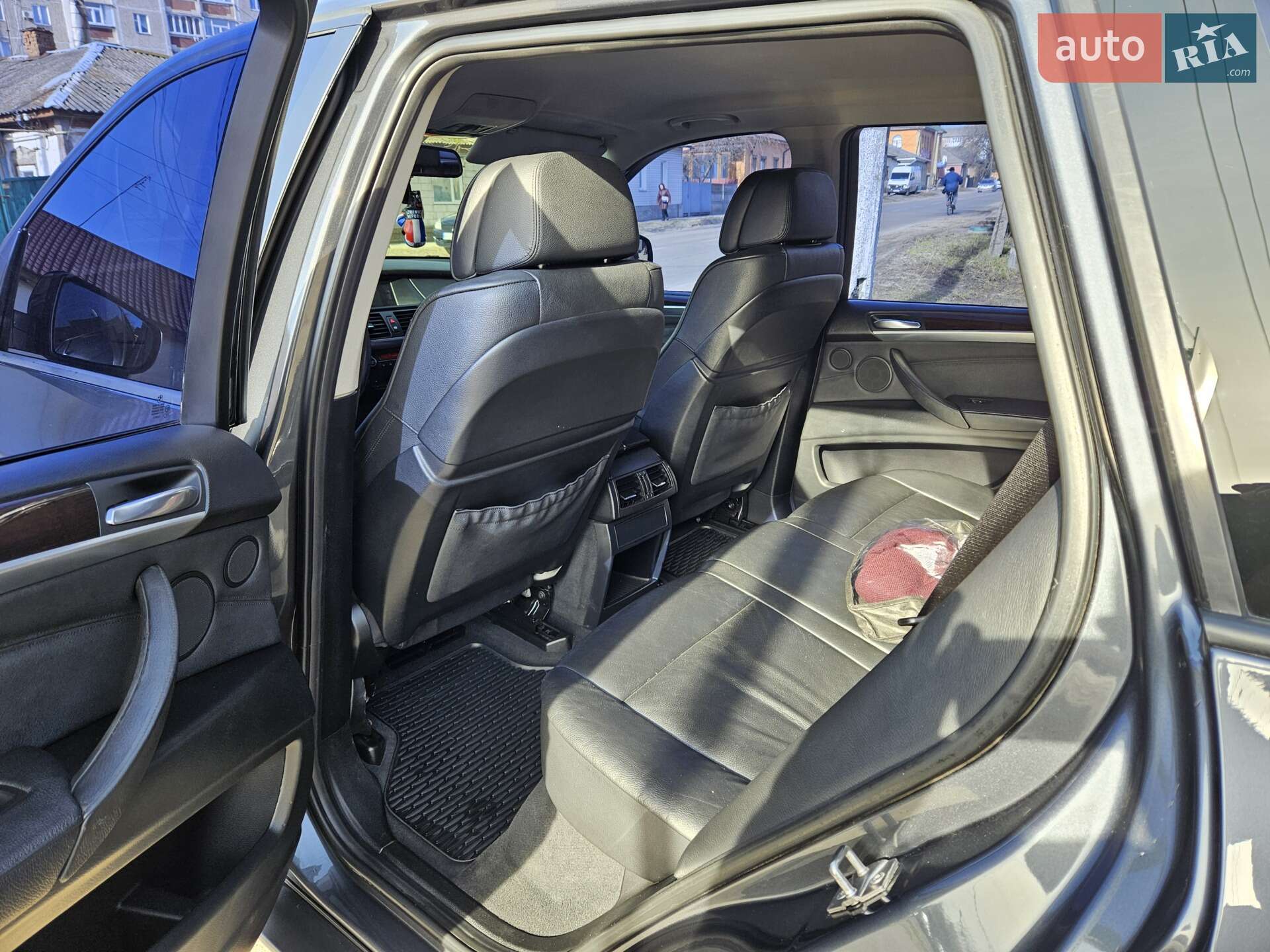 BMW X5 2011 VIN WBAZW41080L827333 фото оголошення 9 з 19