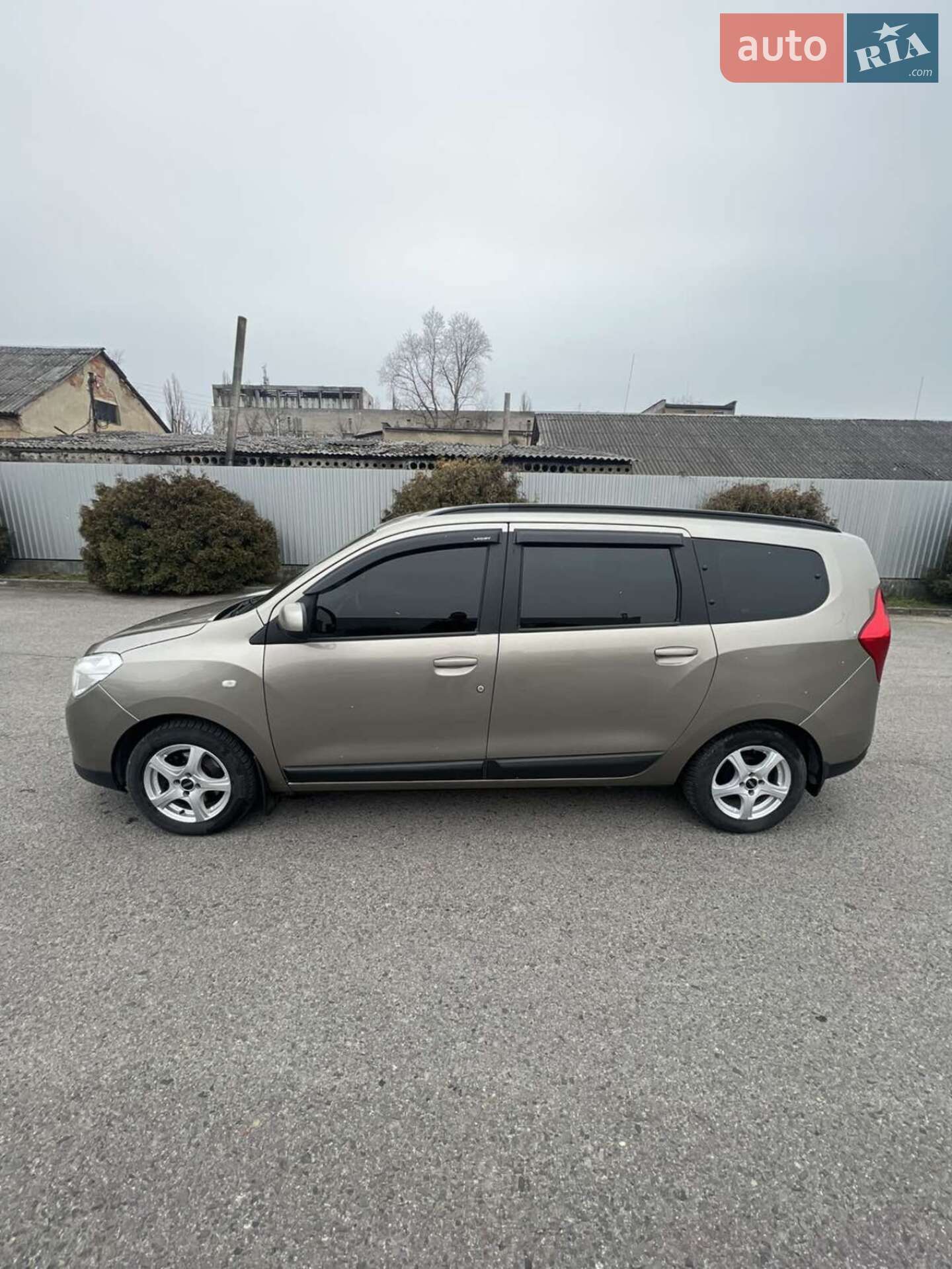 Dacia Lodgy 2013 VIN UU1JSDB0548987556 фото оголошення 8 з 11
