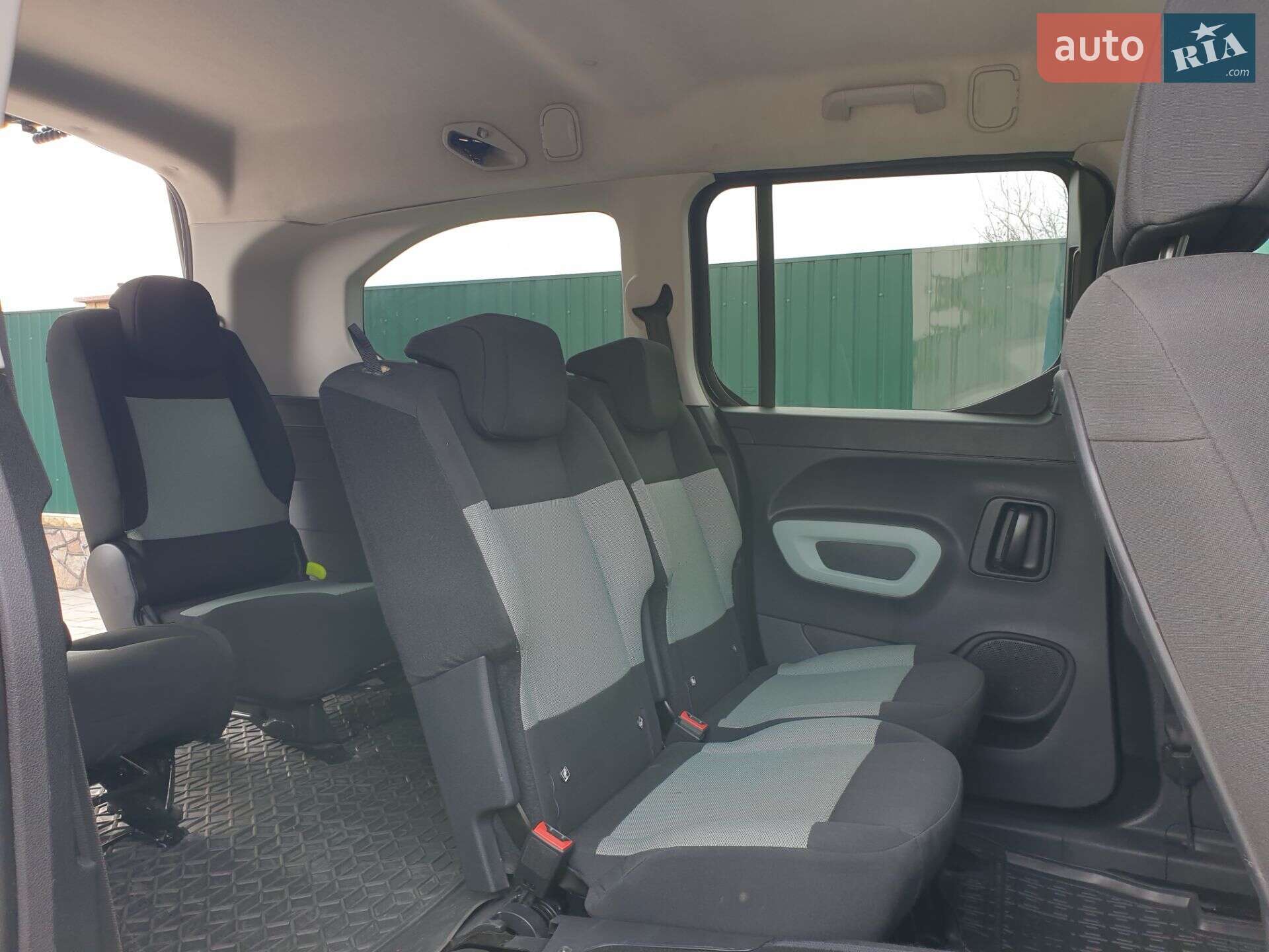Citroen Berlingo 2019 VIN VR7ECYHZJKJ656868 фото оголошення 29 з 31