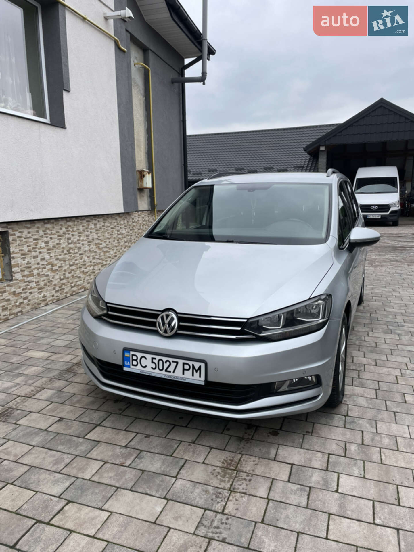 Volkswagen Touran 2016 VIN WVGZZZ1TZGW552996 фото оголошення 12 з 66