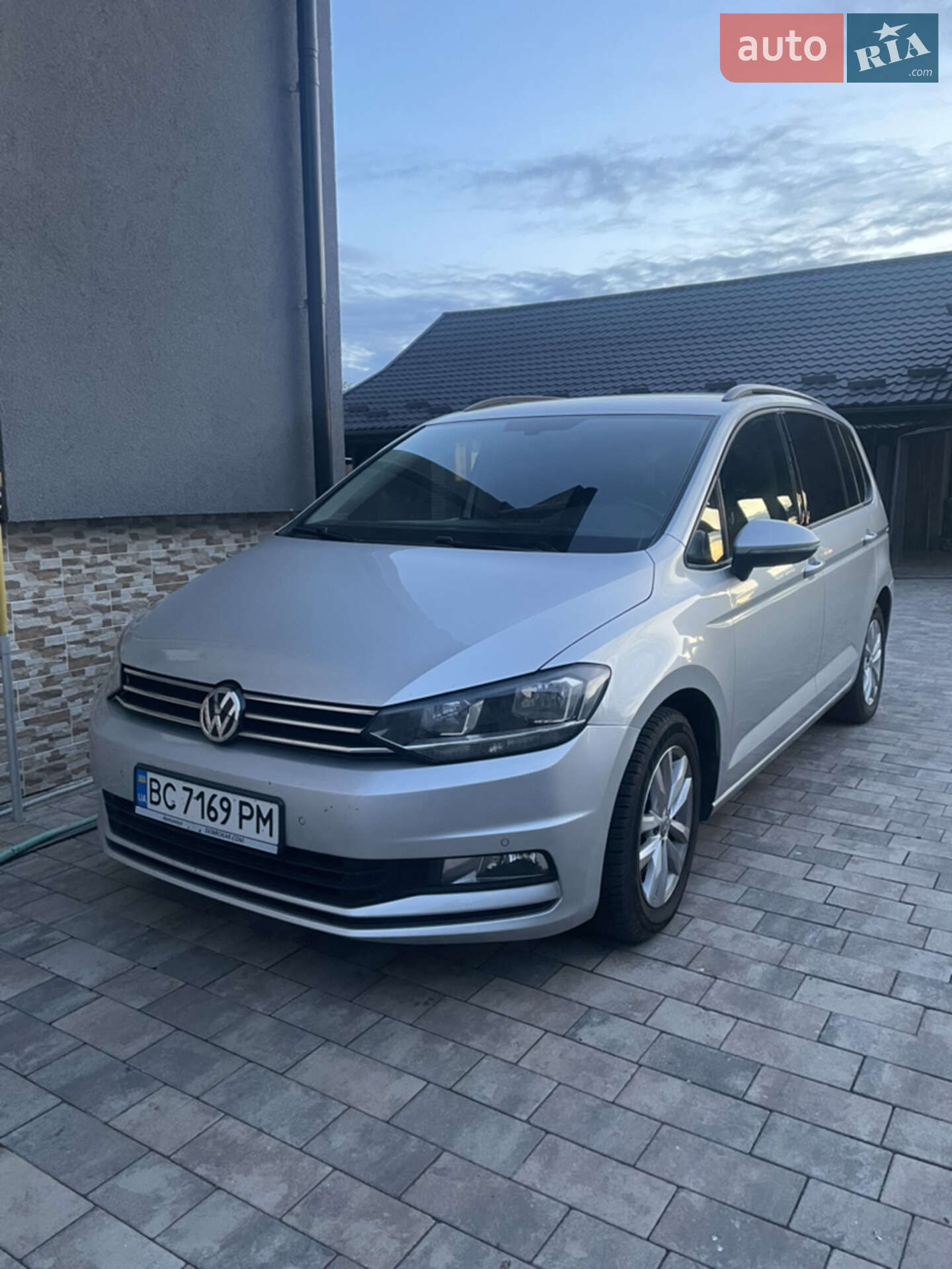 Volkswagen Touran 2016 VIN WVGZZZ1TZGW552996 фото оголошення 15 з 66