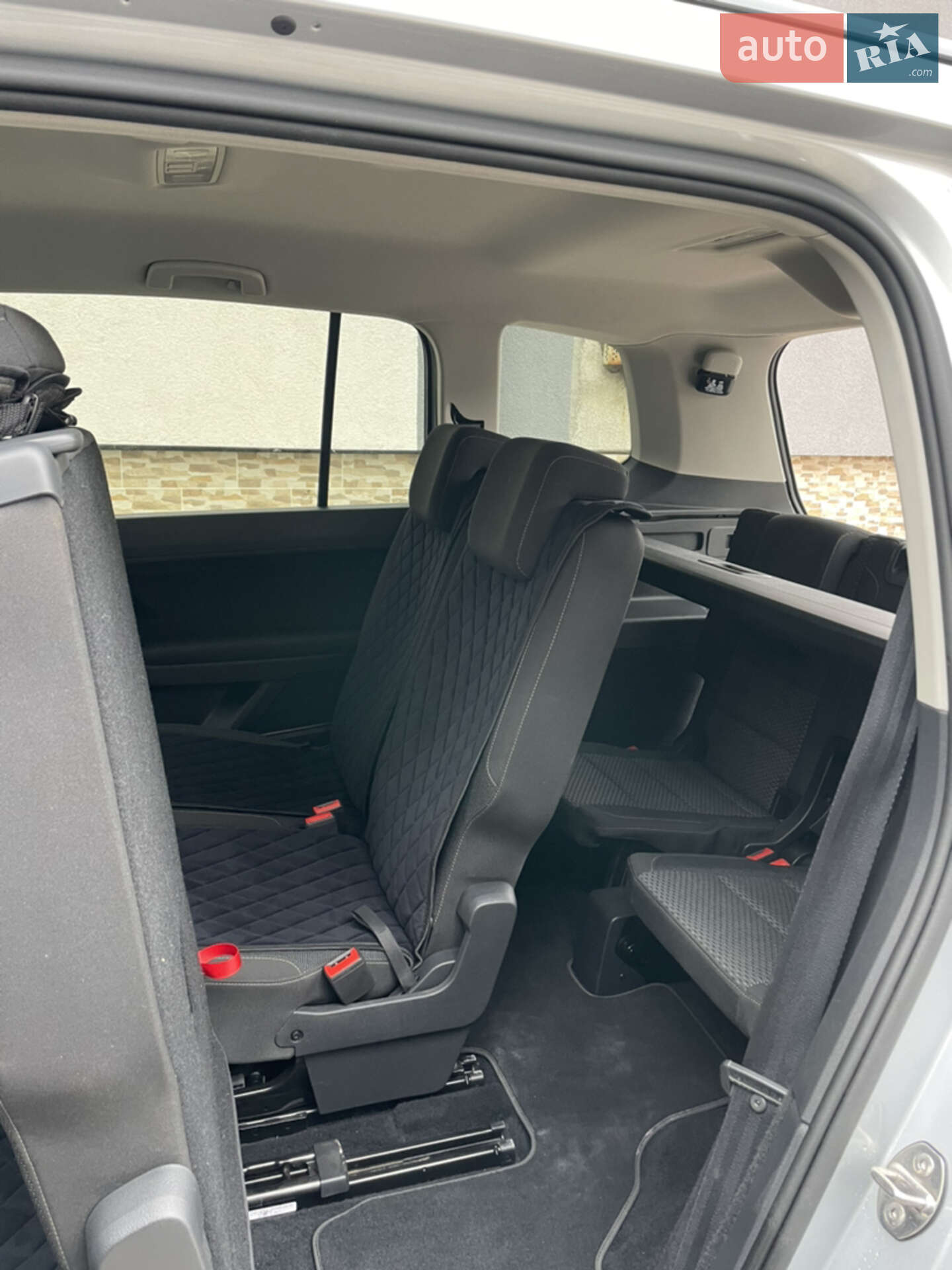 Volkswagen Touran 2016 VIN WVGZZZ1TZGW552996 фото оголошення 25 з 66