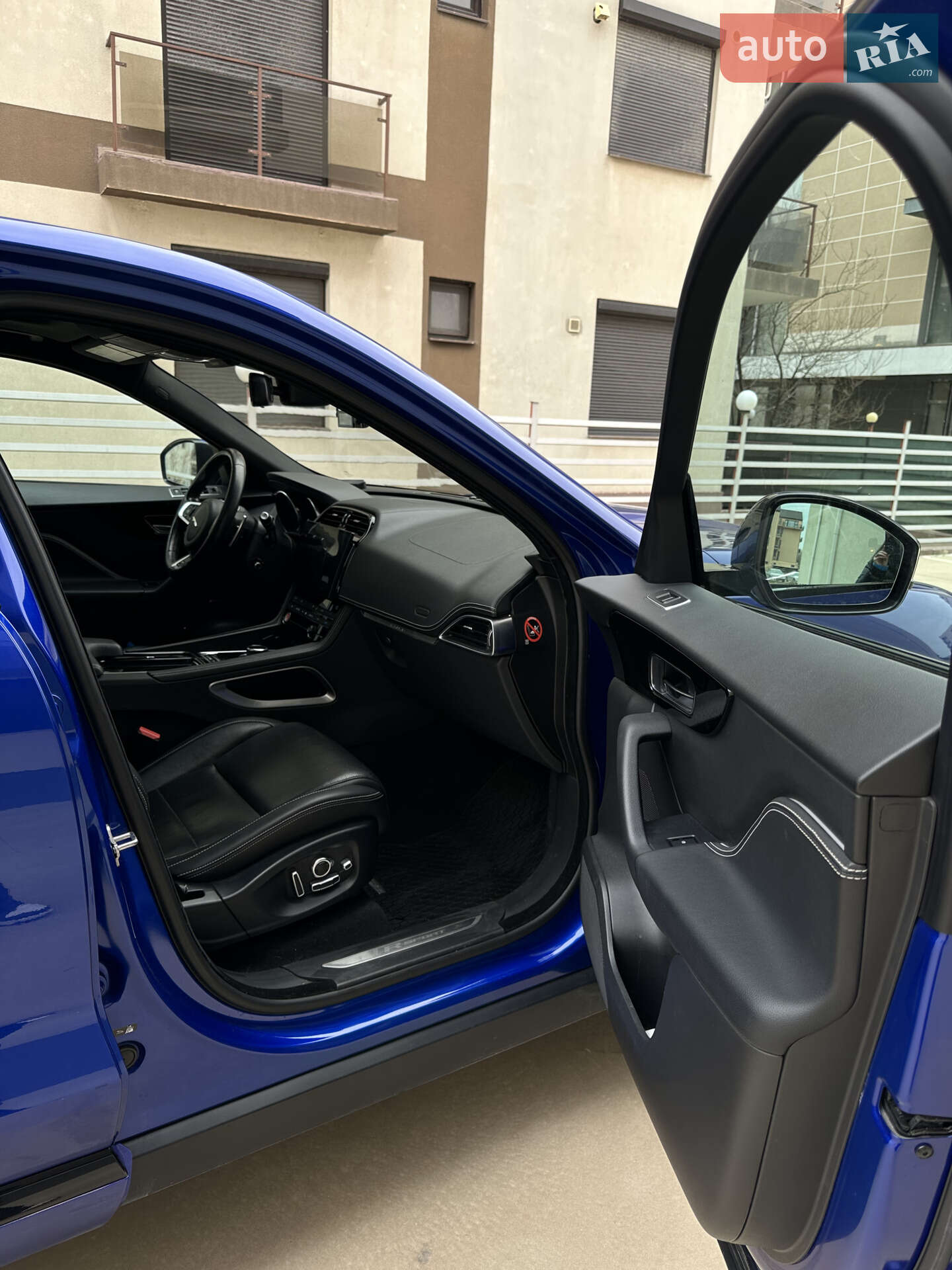 Jaguar F-Pace 2017 VIN SADCL2FX9JA287469 фото оголошення 13 з 20