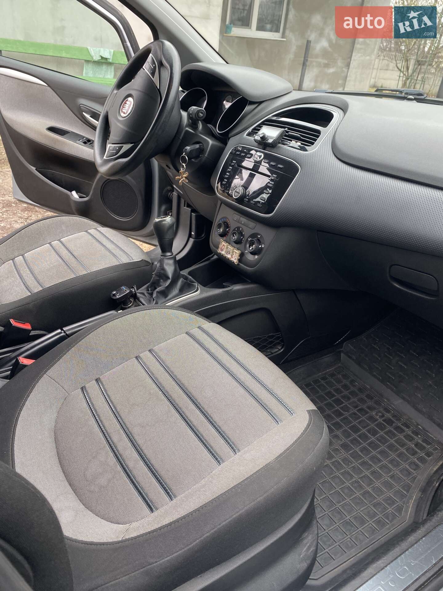 Fiat Punto 2011 VIN ZFA19900000824119 фото оголошення 3 з 3