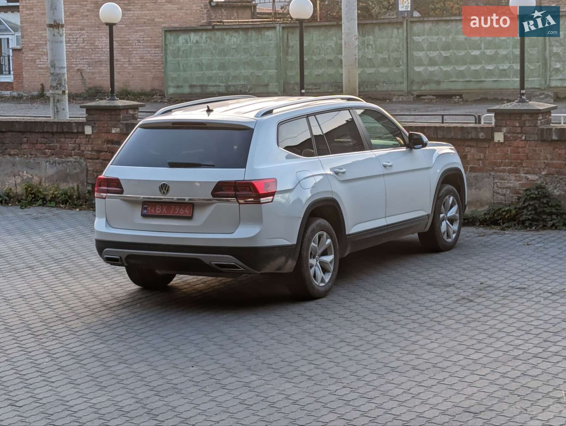 Volkswagen Atlas 2018 VIN 1V2AP2CAXKC505852 фото оголошення 3 з 18