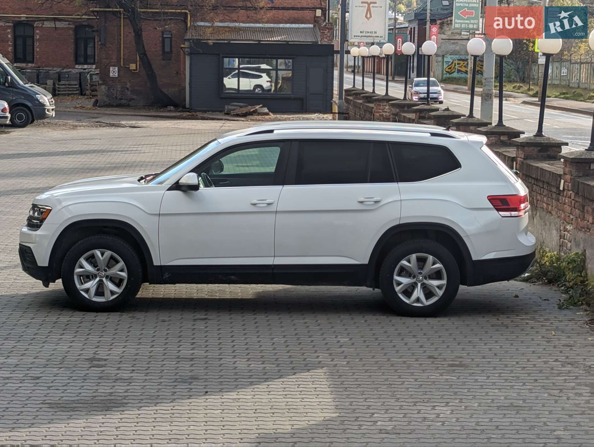 Volkswagen Atlas 2018 VIN 1V2AP2CAXKC505852 фото оголошення 2 з 18