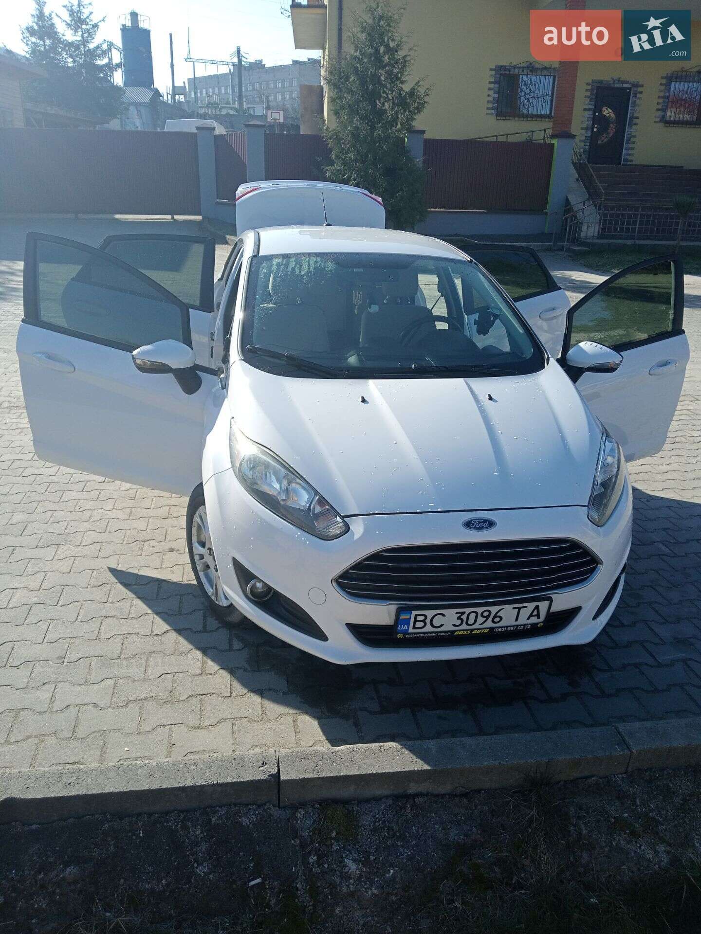Ford Fiesta 2016 VIN 3FADP4BJXGM185049 фото оголошення 18 з 18