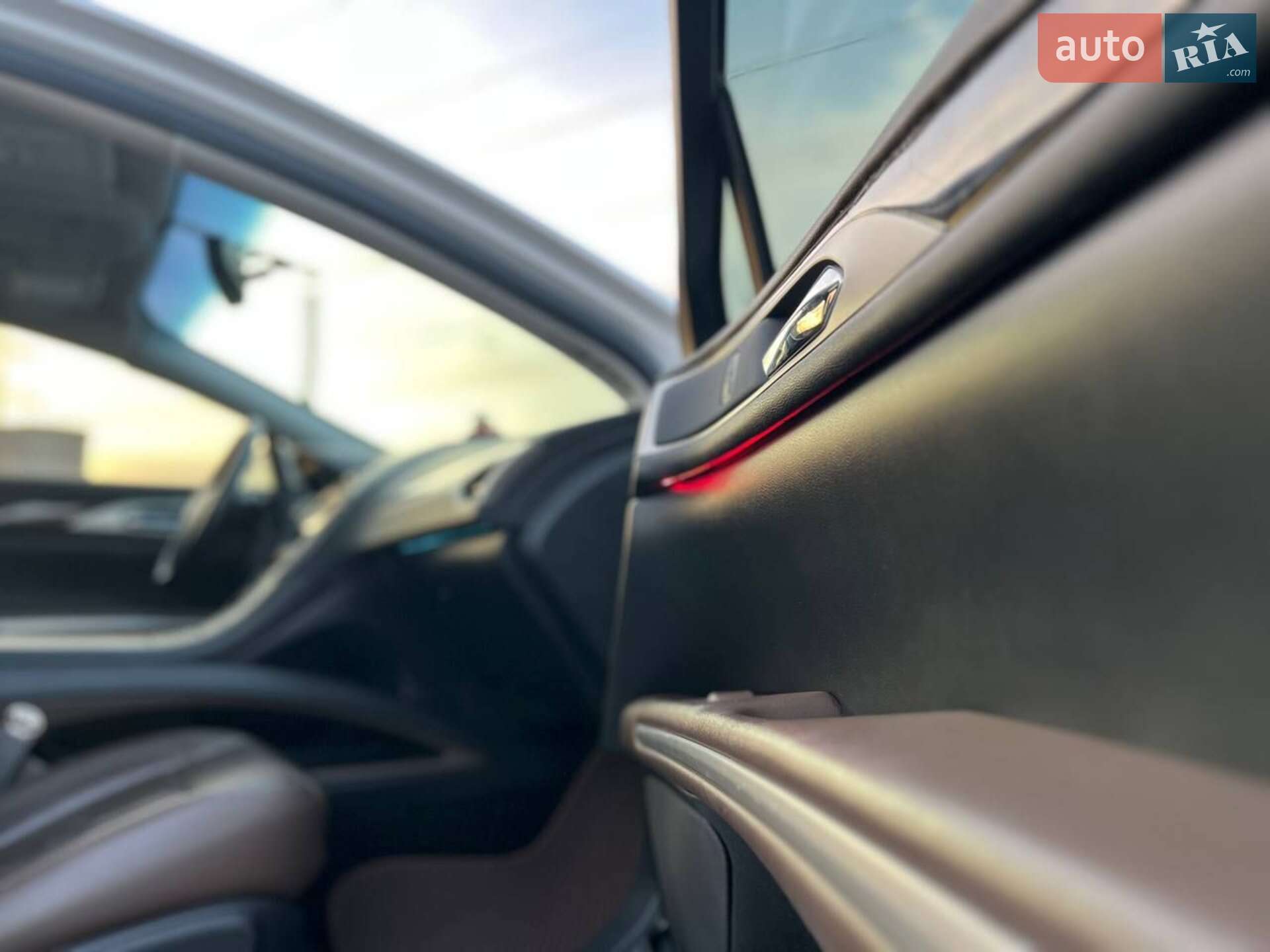 Lincoln MKZ 2013 VIN 3LN6L2G96DR802118 фото оголошення 7 з 10