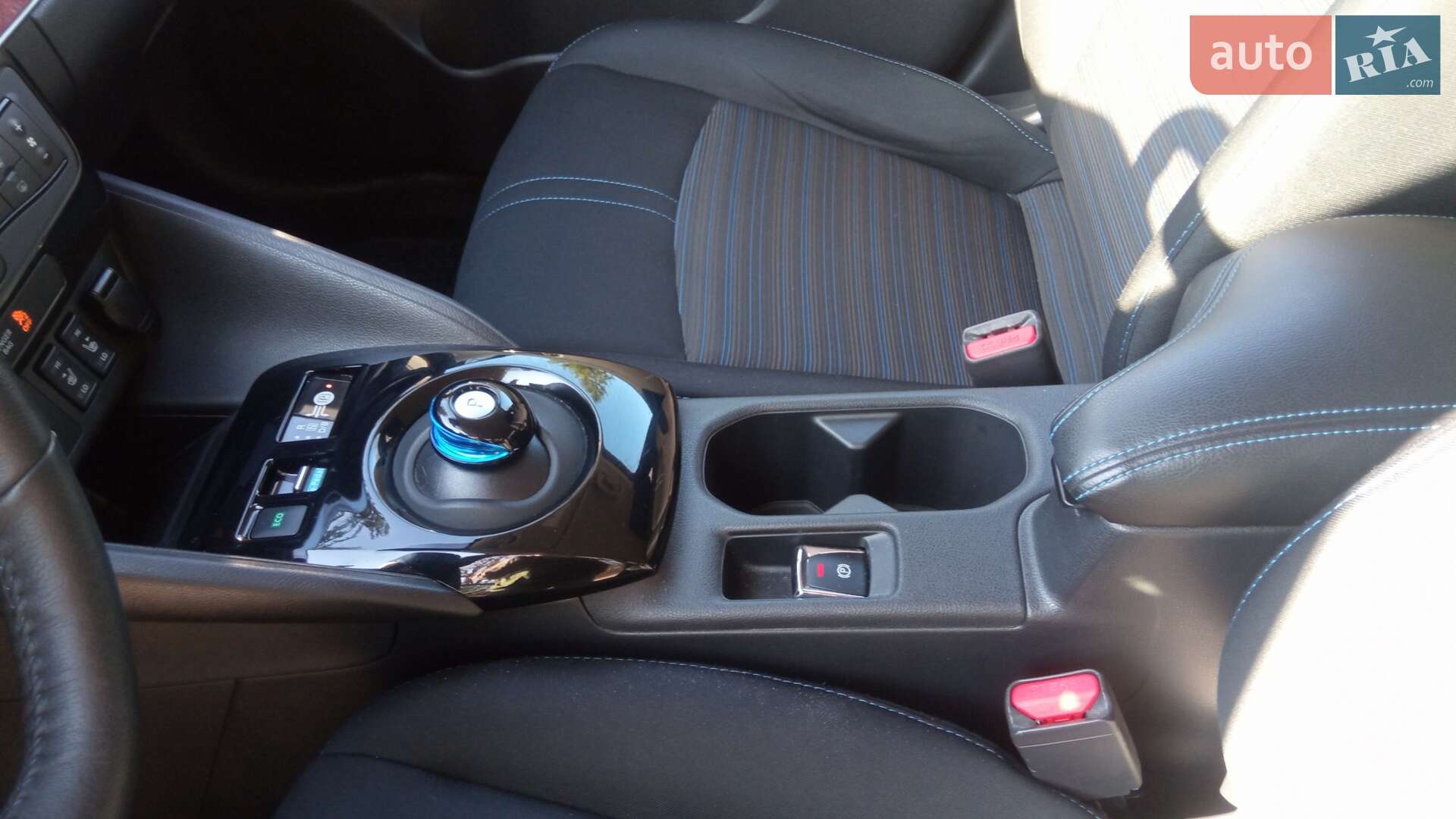 NISSAN LEAF 2019 VIN 1N4BZ1CP8KC319490 фото оголошення 22 з 32