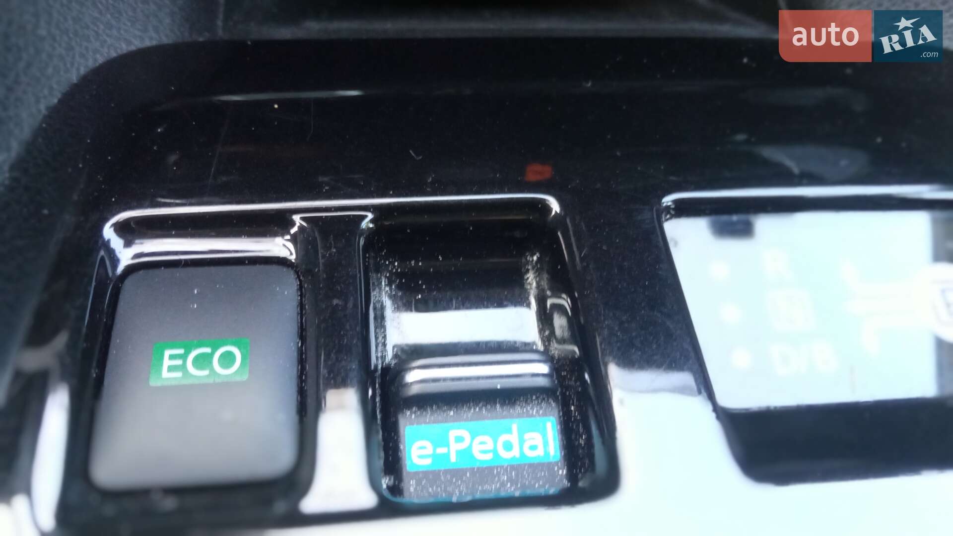 NISSAN LEAF 2019 VIN 1N4BZ1CP8KC319490 фото оголошення 30 з 32