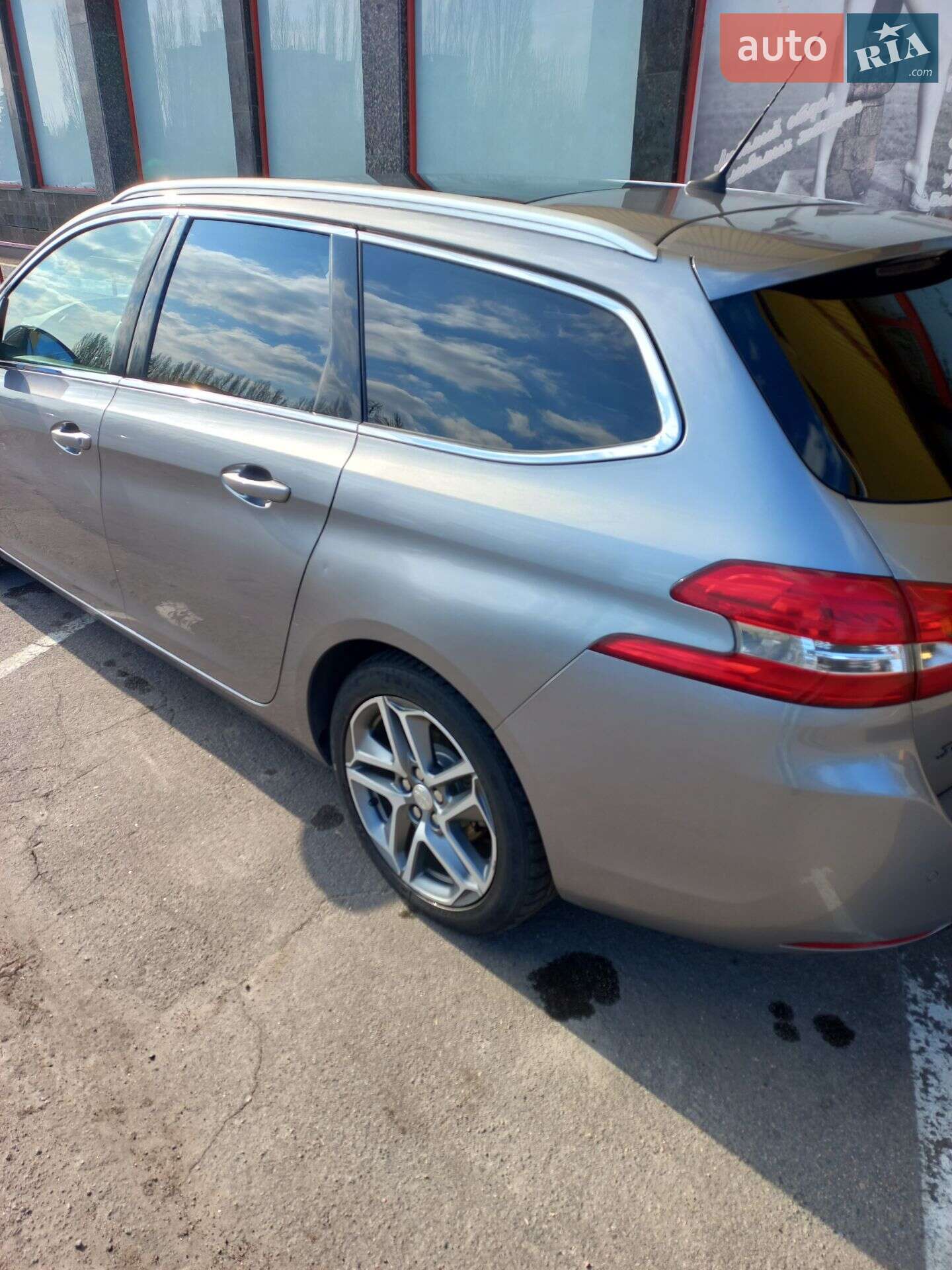 Peugeot 308 2015 VIN VF3LCBHZHFS267120 фото оголошення 8 з 17