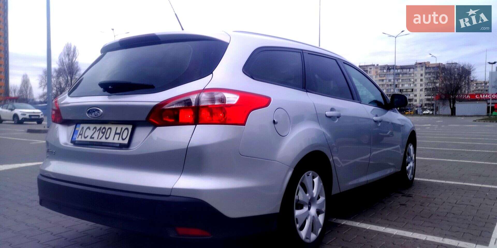 Ford Focus 2011 VIN WF0LXXGCBLBL80213 фото оголошення 5 з 32