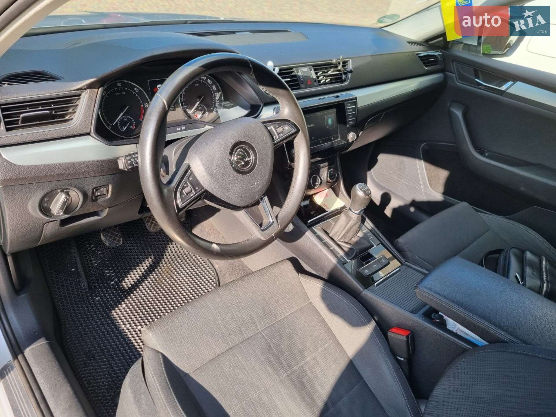 Skoda Superb 2016 VIN TMBJG7NP2G7060894 фото оголошення 11 з 30