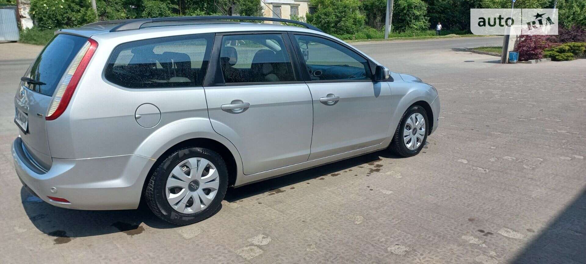 Ford Focus 2010 VIN WF0SXXGCDSAB12383 фото оголошення 8 з 18