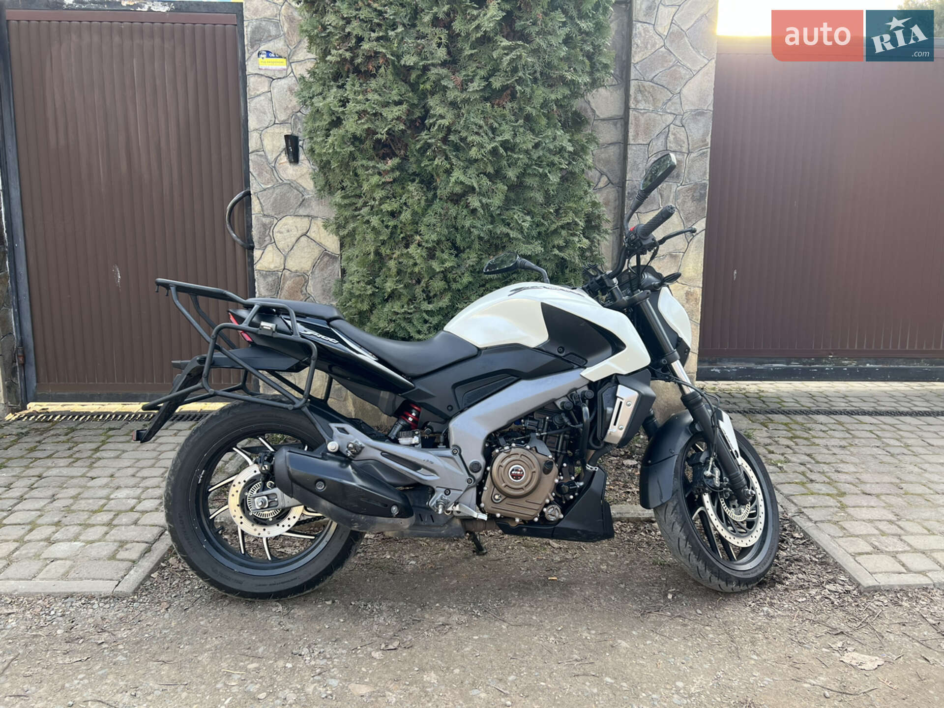 BAJAJ DOMINAR 400 2018 VIN MD2A67KY1JCM10122 фото оголошення 2 з 5
