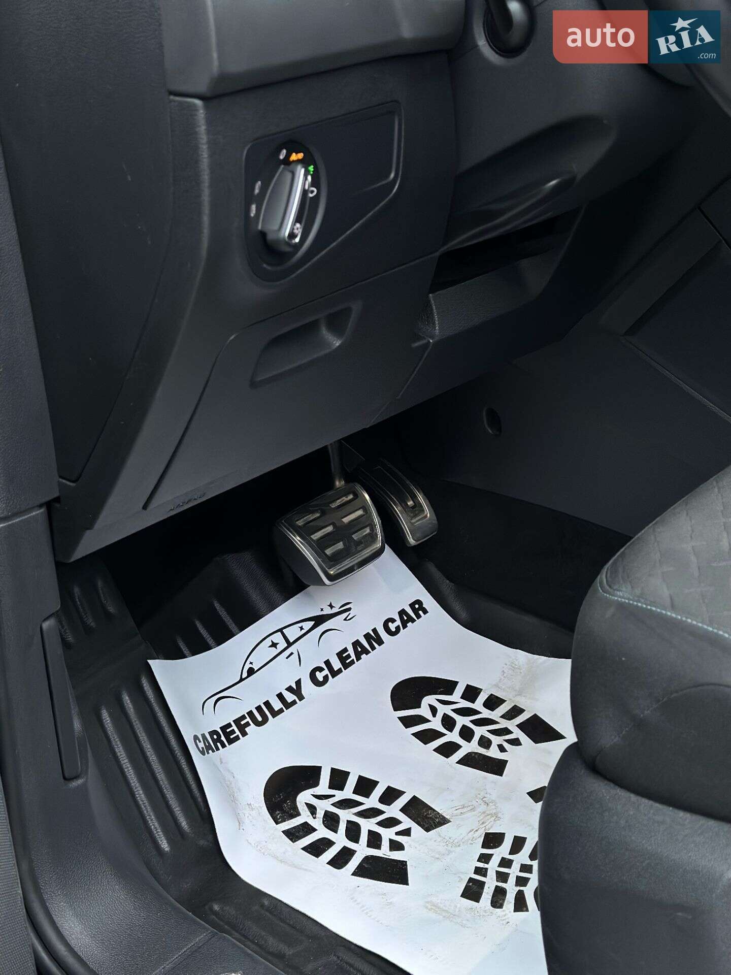 Volkswagen Tiguan 2019 VIN WVGZZZ5NZLW825031 фото оголошення 43 з 76