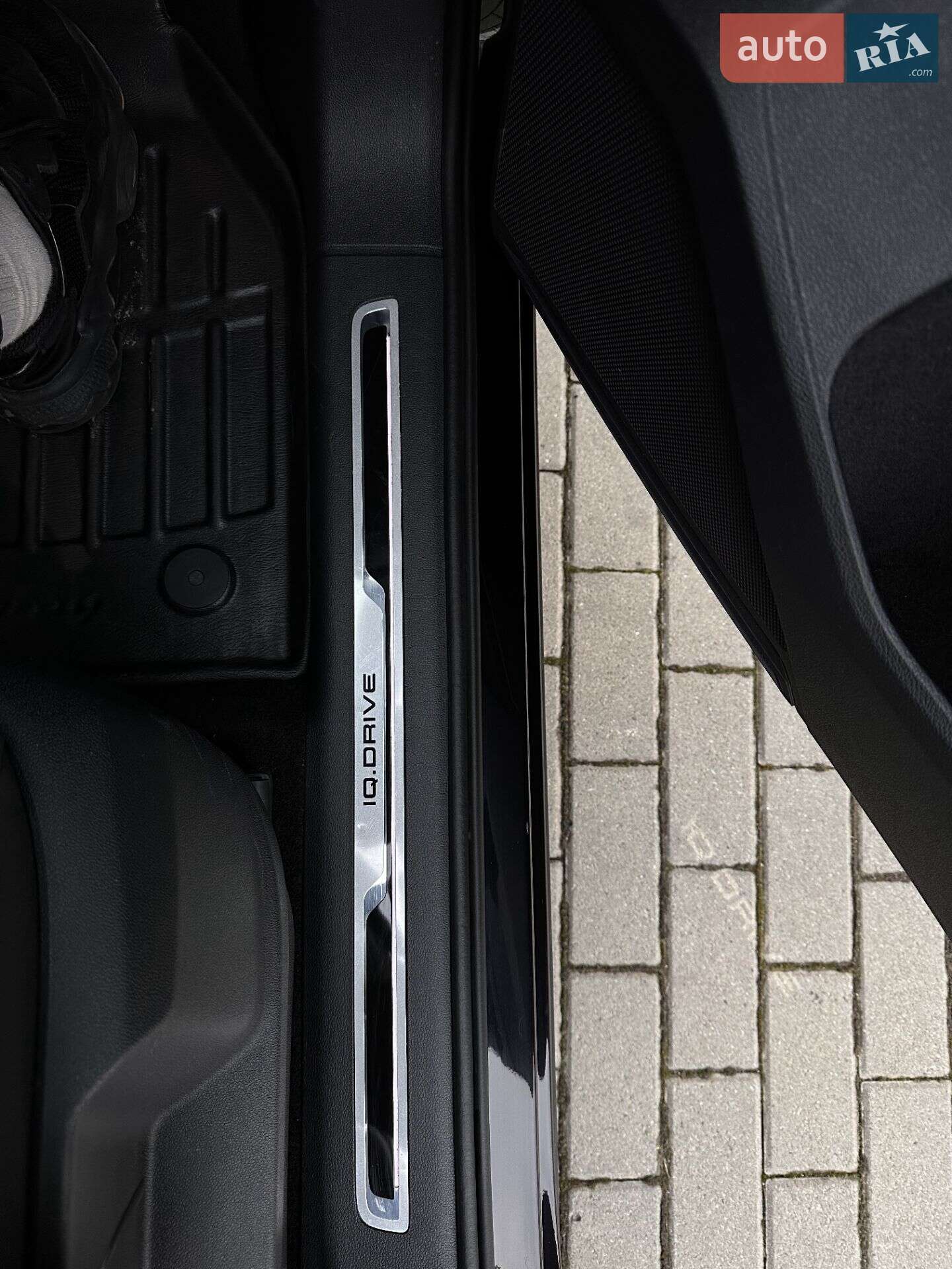 Volkswagen Tiguan 2019 VIN WVGZZZ5NZLW825031 фото оголошення 44 з 76
