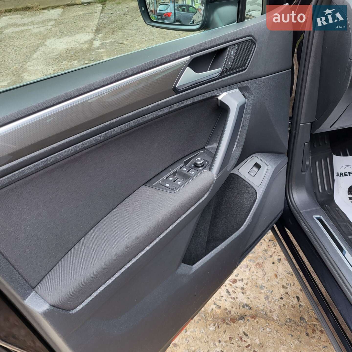 Volkswagen Tiguan 2019 VIN WVGZZZ5NZLW825031 фото оголошення 68 з 76