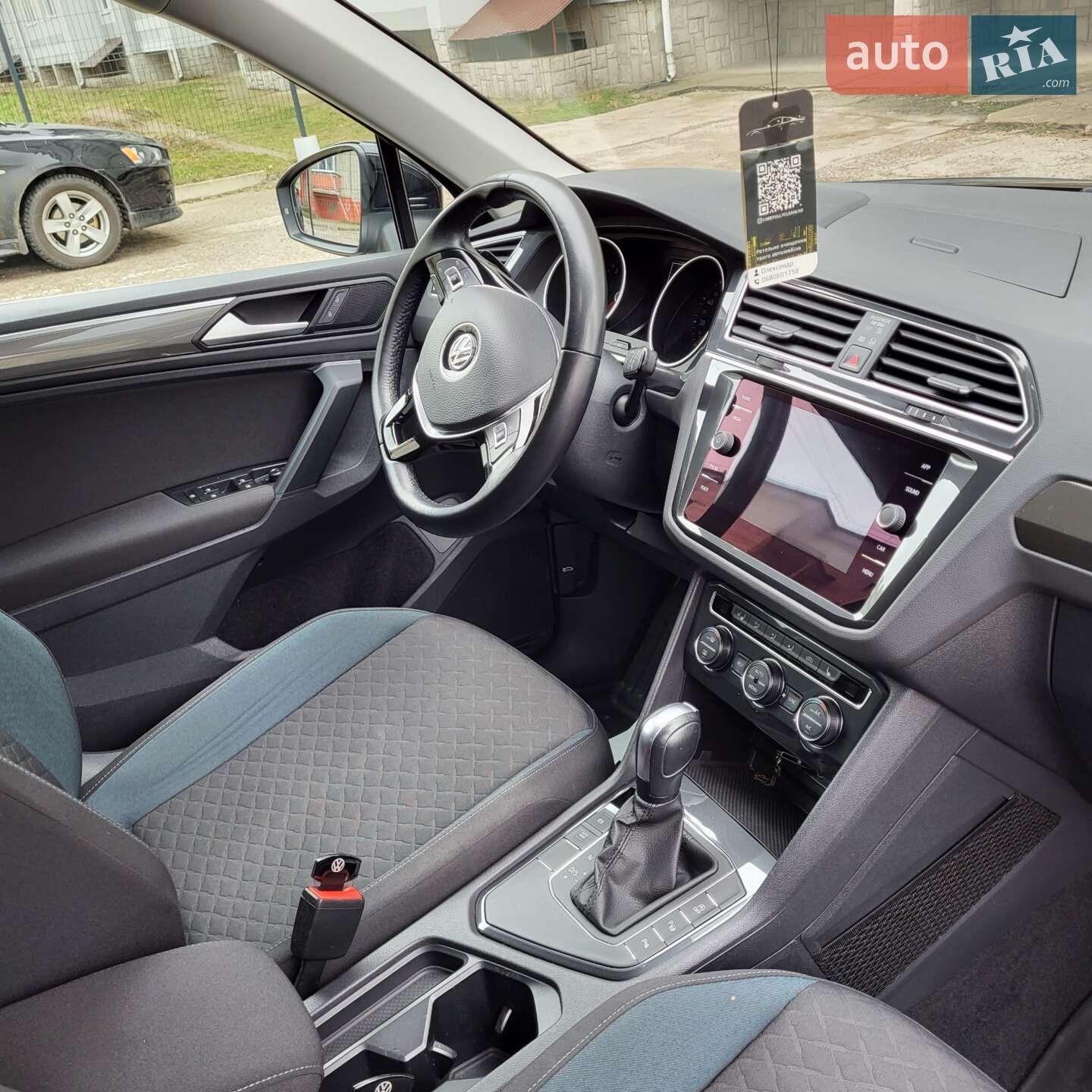 Volkswagen Tiguan 2019 VIN WVGZZZ5NZLW825031 фото оголошення 72 з 76