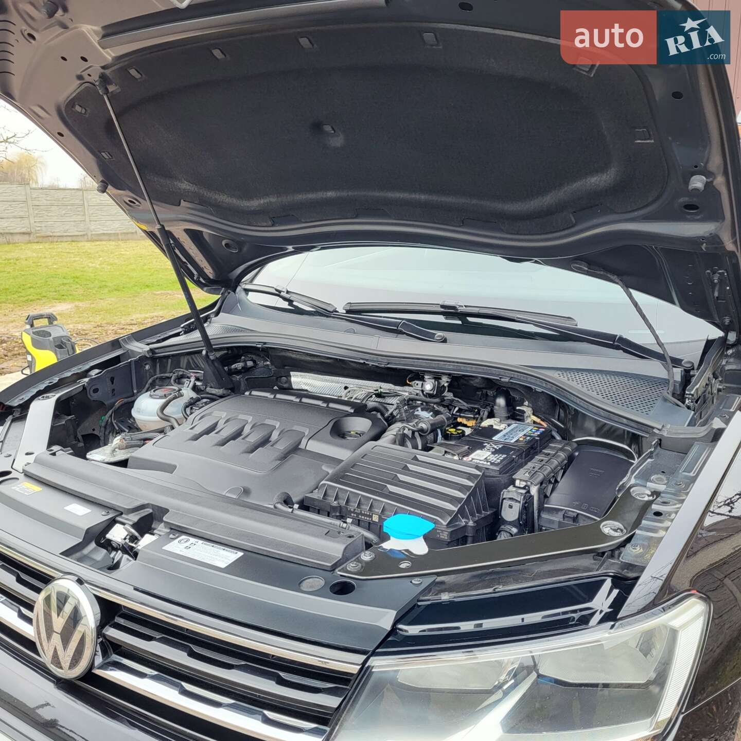 Volkswagen Tiguan 2019 VIN WVGZZZ5NZLW825031 фото оголошення 74 з 76